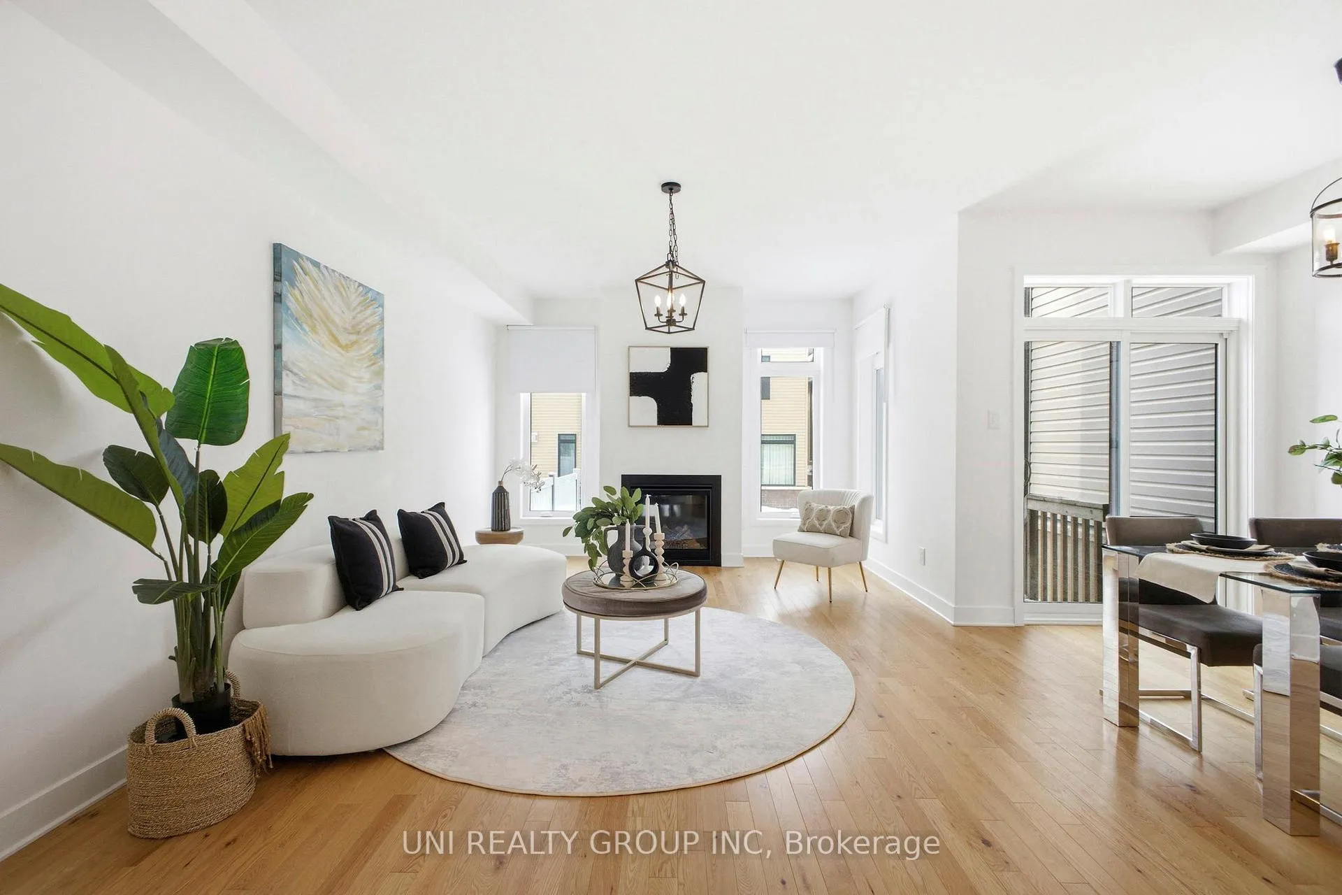 Photo 14 of 828 Chipping Circle, Ottawa, Riverside South/Gloucester Glen — HOMEH