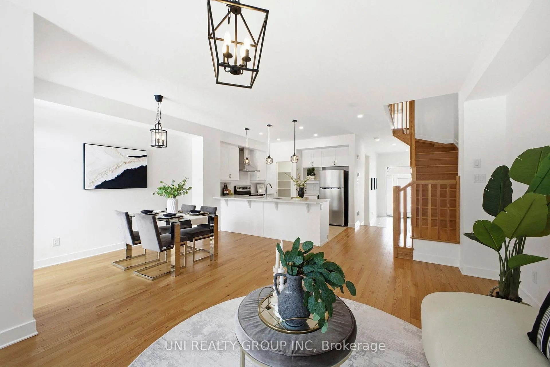 Photo 17 of 828 Chipping Circle, Ottawa, Riverside South/Gloucester Glen — HOMEH
