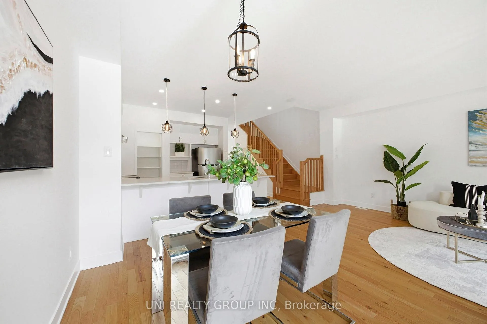 Photo 18 of 828 Chipping Circle, Ottawa, Riverside South/Gloucester Glen — HOMEH