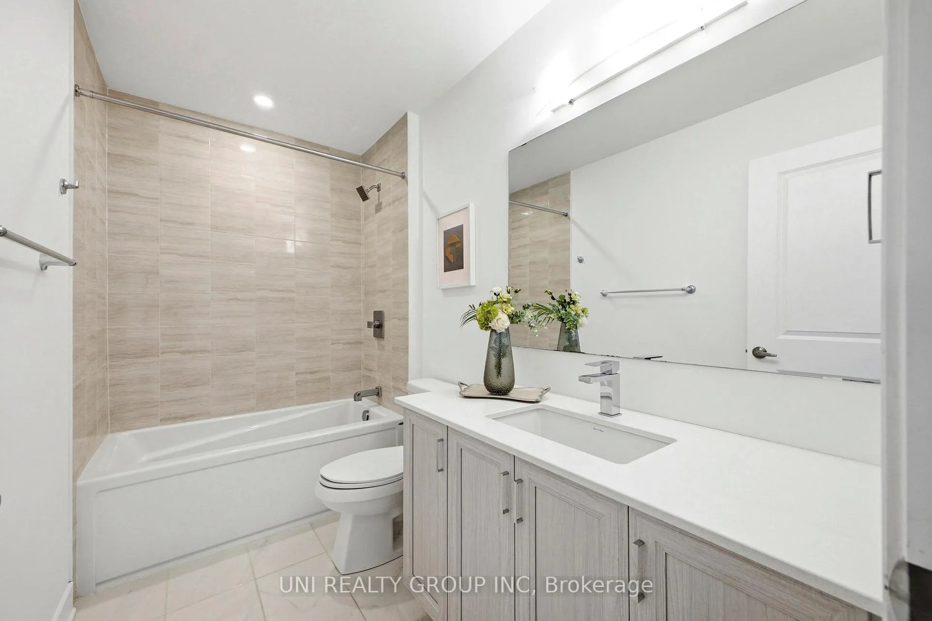 Photo 30 of 828 Chipping Circle, Ottawa, Riverside South/Gloucester Glen — HOMEH