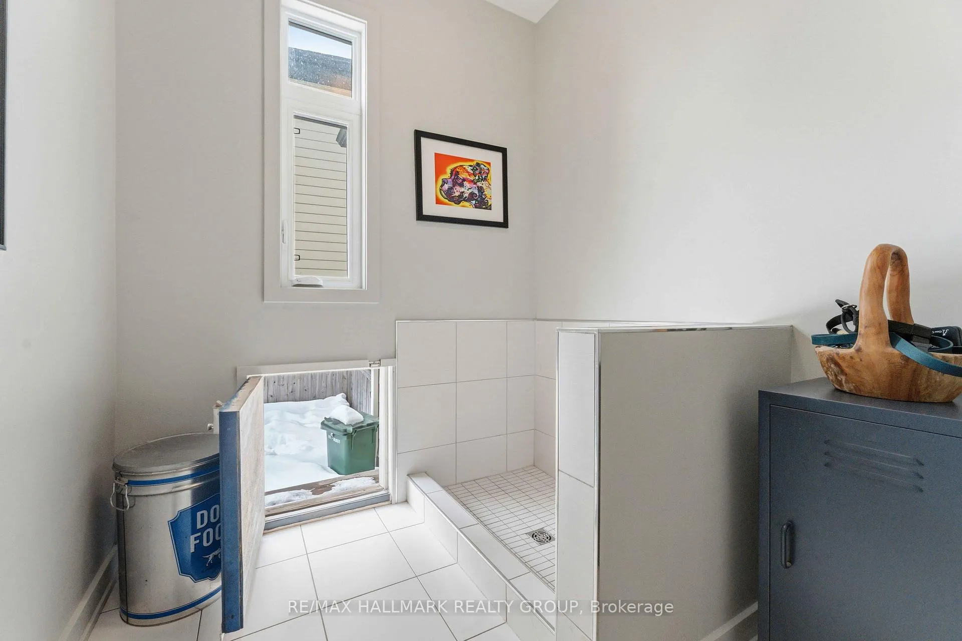 Photo 12 of 254 Sunnyridge Crescent, Ottawa, Kanata - Emerald Meadows/Trailwest — HOMEH