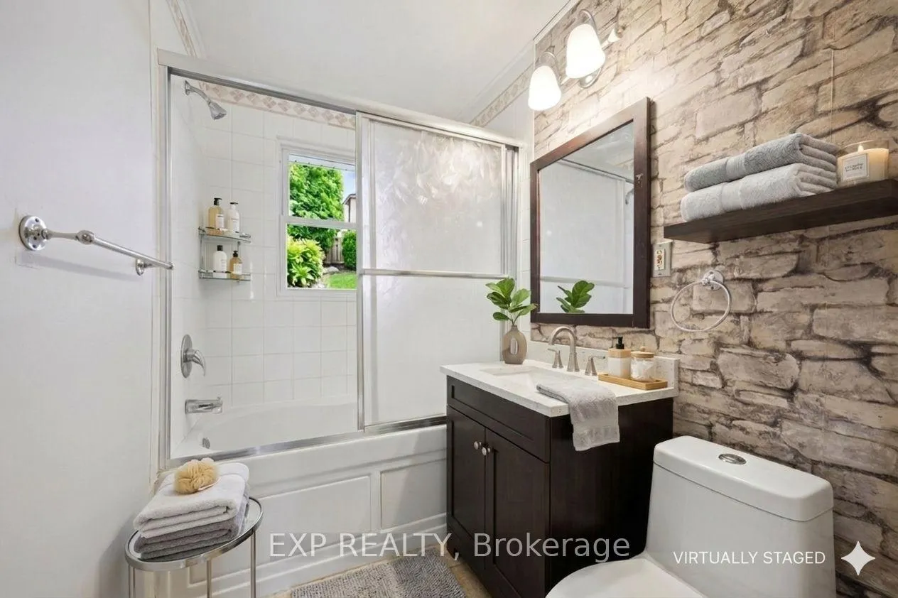 Photo 15 of 253 Sydney Street S, Kitchener, Rockway — HOMEH
