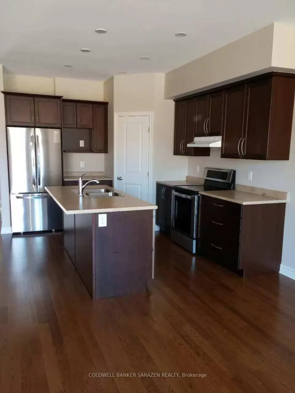 Photo 3 of 47 Arkose Street, Ottawa, Kanata - Kanata Lakes/Heritage Hills — HOMEH