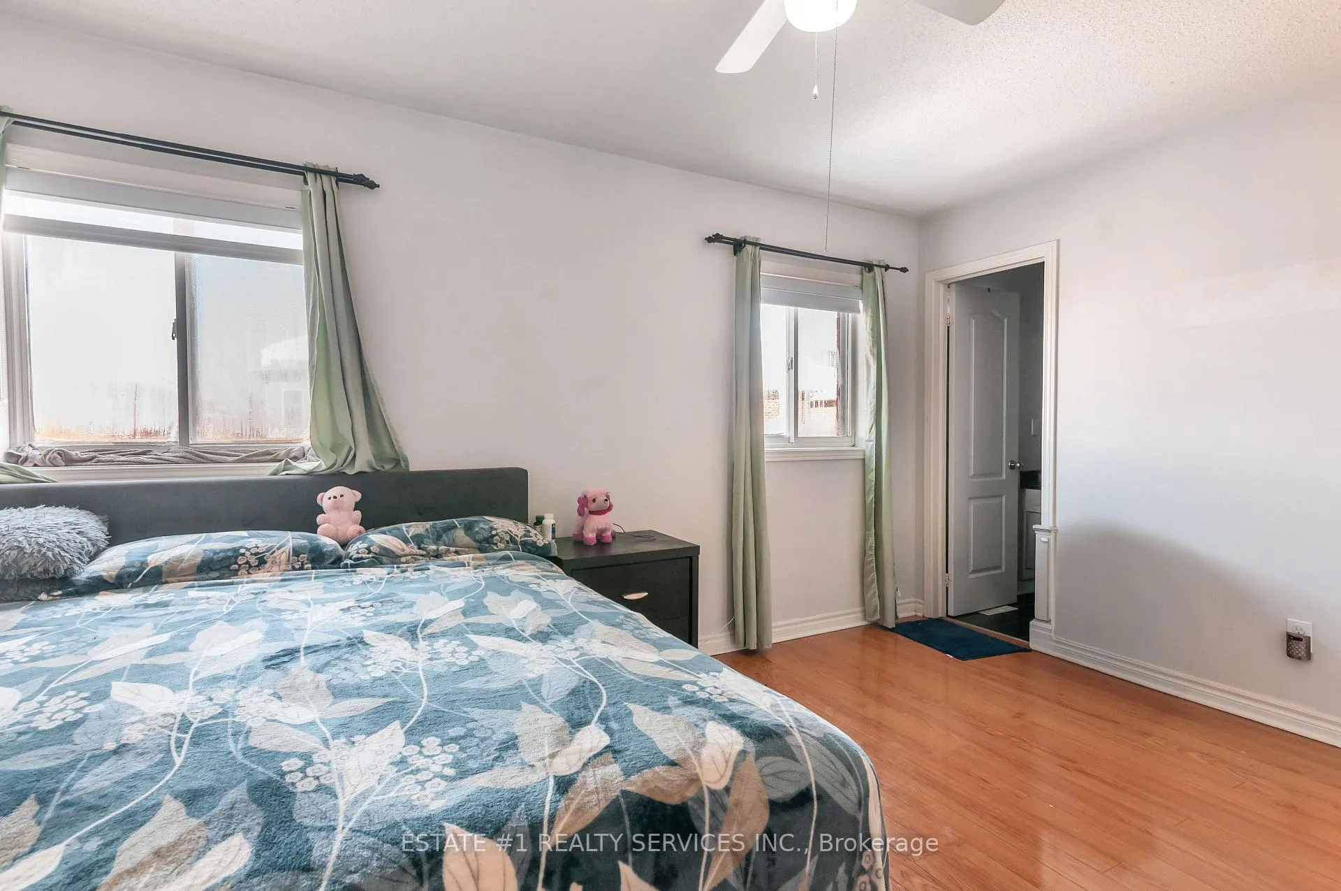 Photo 22 of 63 Tideland Drive, Brampton, Fletcher's Meadow — HOMEH