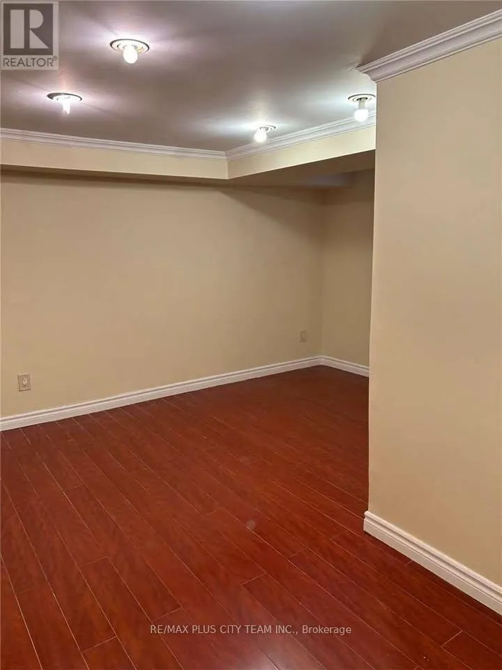Photo 4 of Unit B, 1745 Bathurst Street, Toronto, Forest Hill South — HOMEH