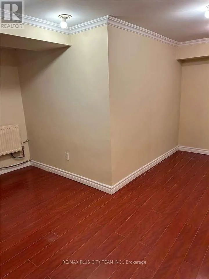 Photo 5 of Unit B, 1745 Bathurst Street, Toronto, Forest Hill South — HOMEH