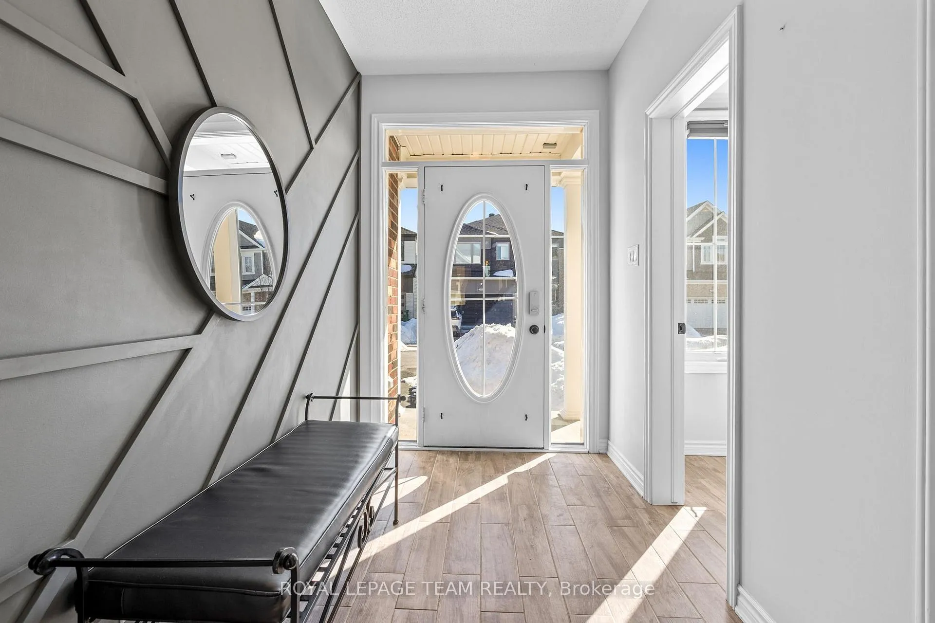 Photo 4 of 309 Proxima Terrace, Ottawa, Barrhaven - Half Moon Bay — HOMEH