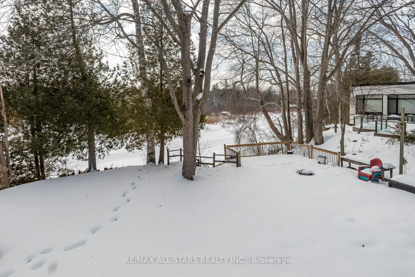 Photo 8 of 136 Riverbank Drive, Georgina, Pefferlaw — HOMEH