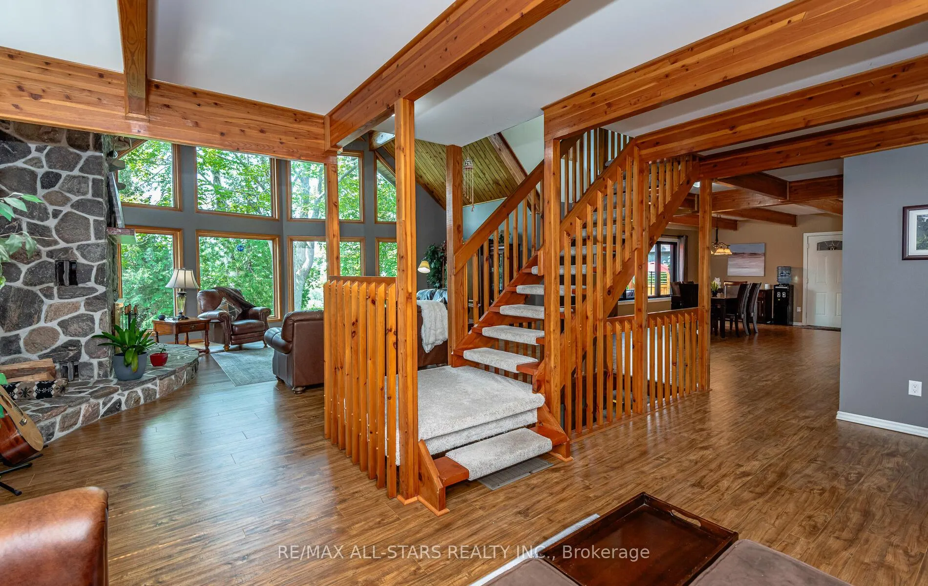 Photo 21 of 136 Riverbank Drive, Georgina, Pefferlaw — HOMEH
