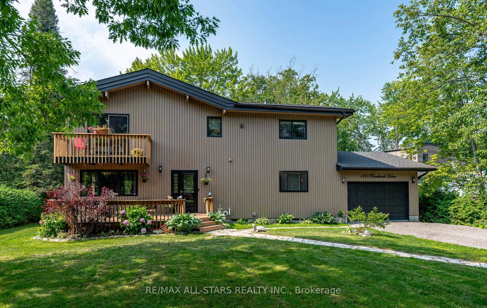 Photo 32 of 136 Riverbank Drive, Georgina, Pefferlaw — HOMEH