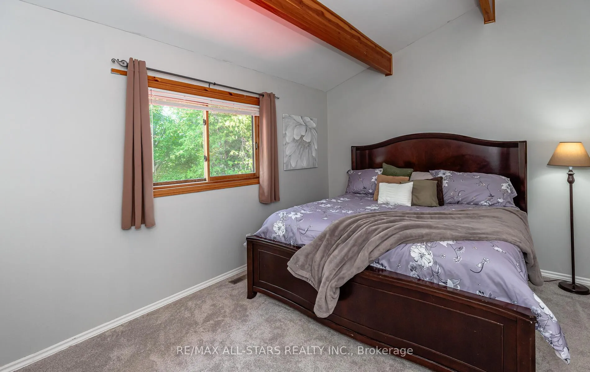 Photo 35 of 136 Riverbank Drive, Georgina, Pefferlaw — HOMEH