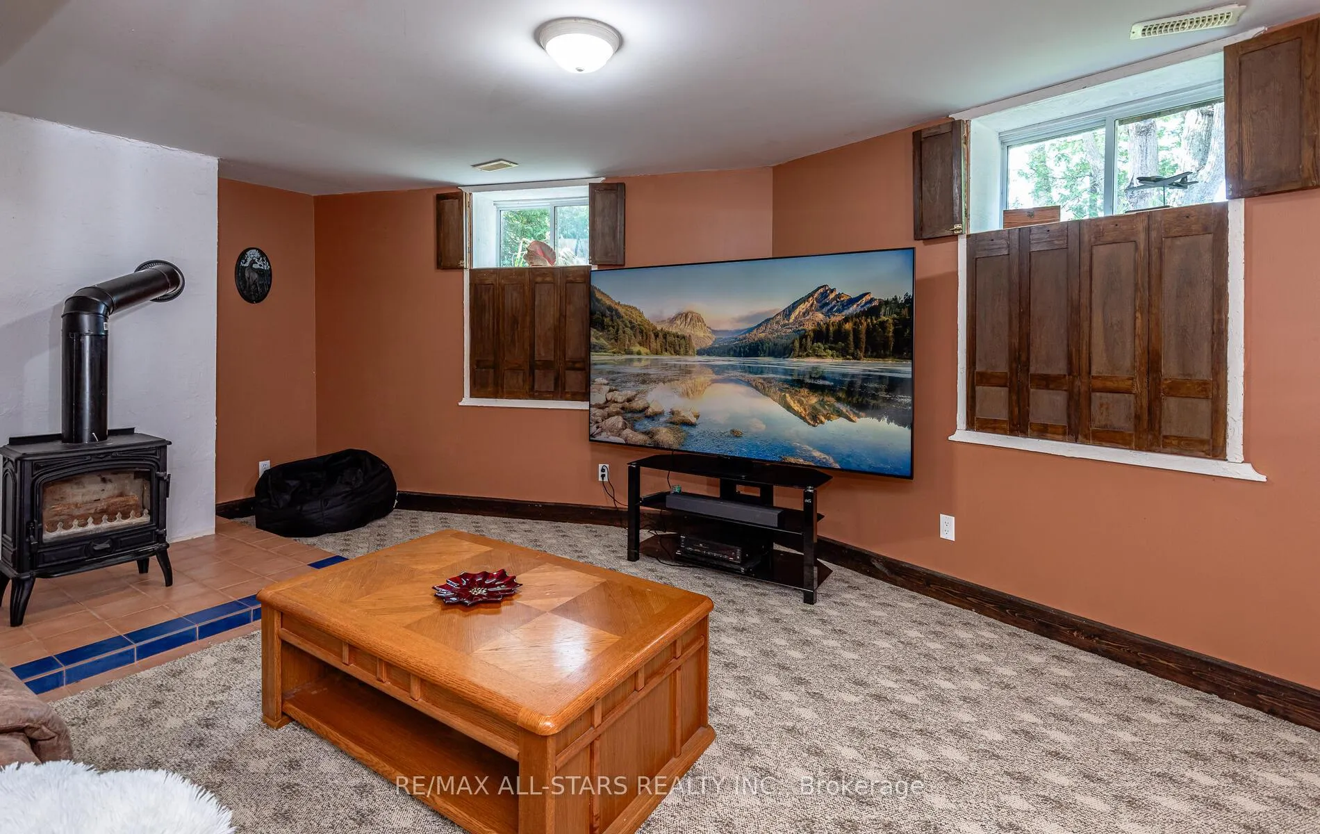 Photo 38 of 136 Riverbank Drive, Georgina, Pefferlaw — HOMEH