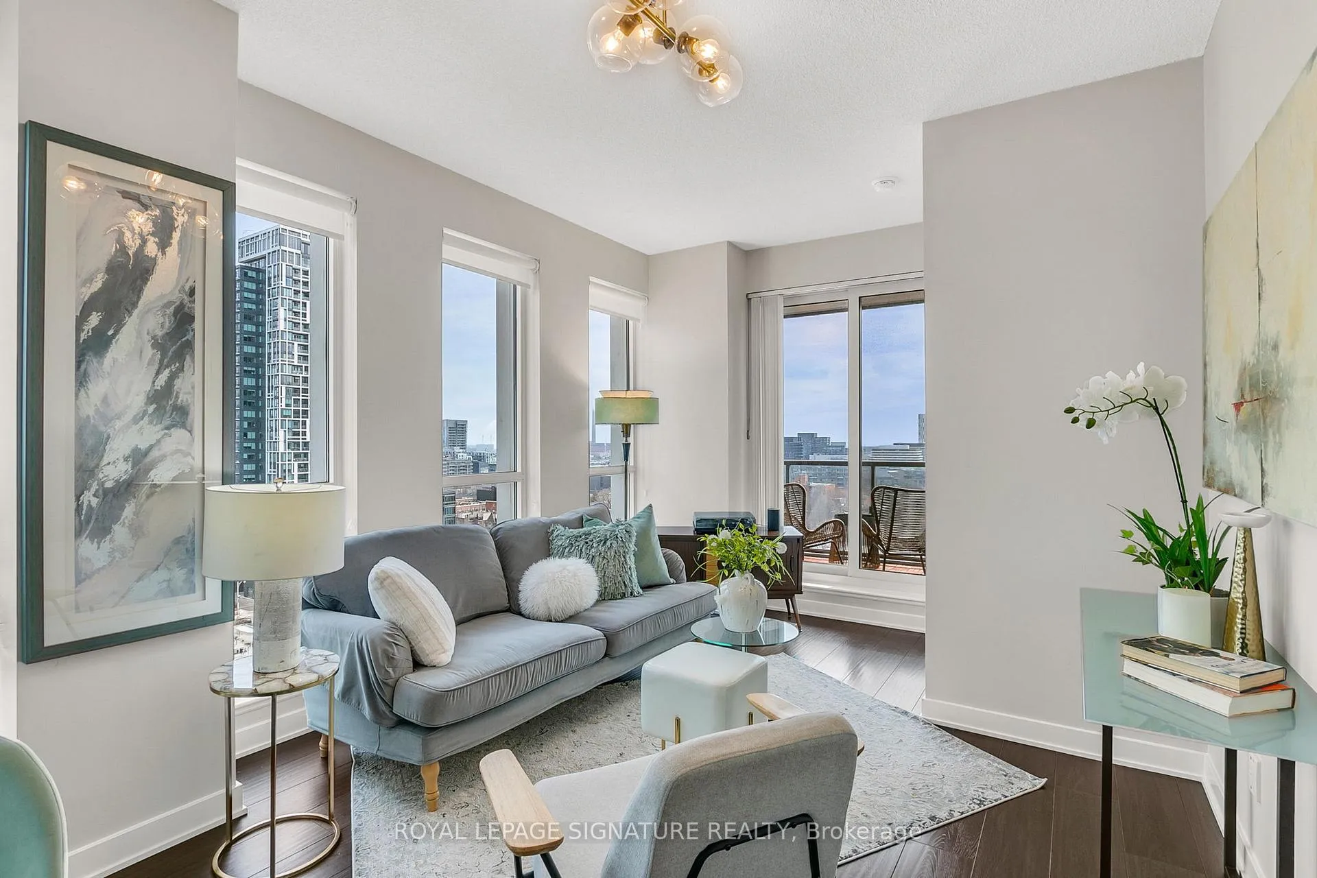 Photo 5 of Unit 1302, 170 Sumach Street, Toronto, Regent Park — HOMEH