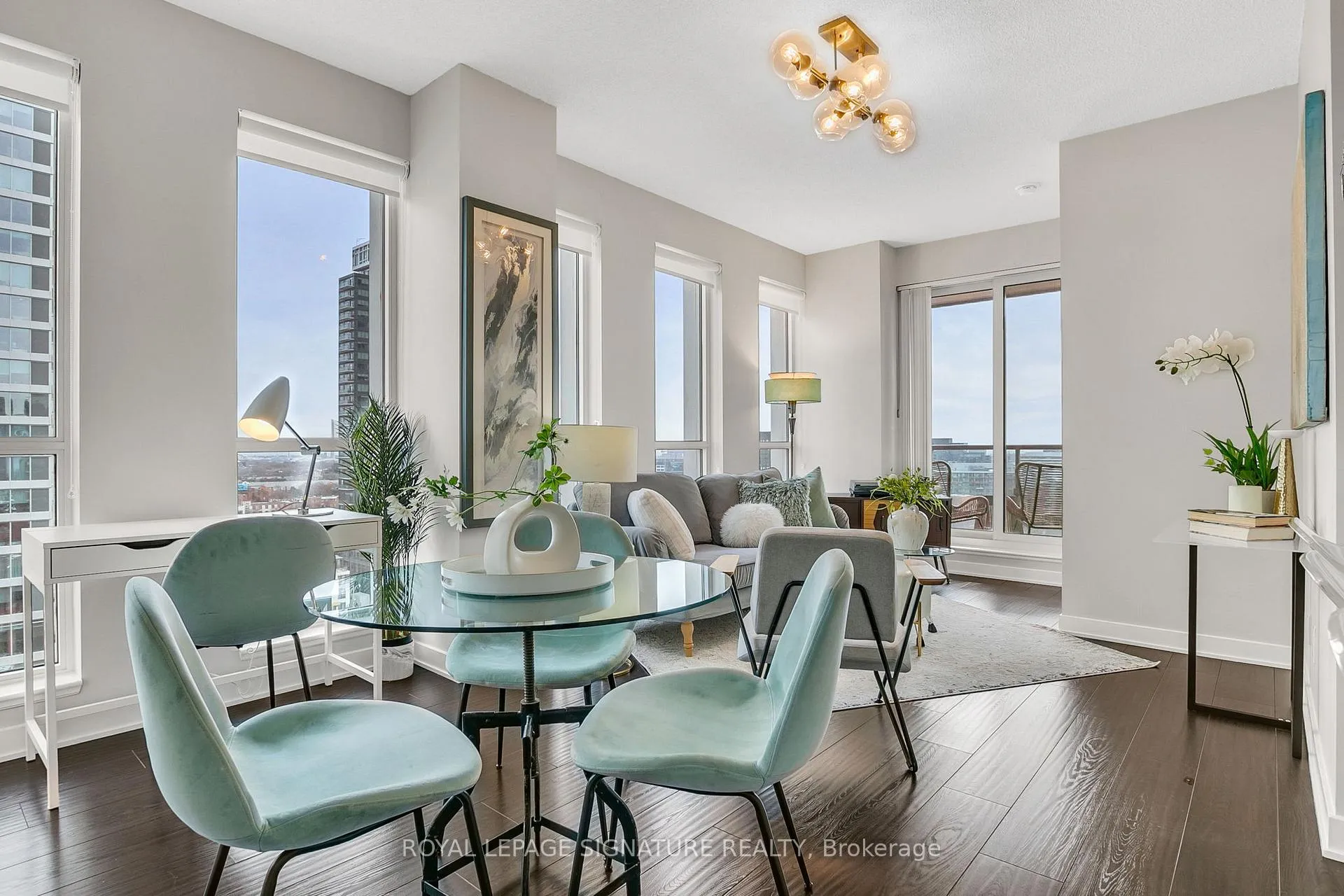 Photo 11 of Unit 1302, 170 Sumach Street, Toronto, Regent Park — HOMEH