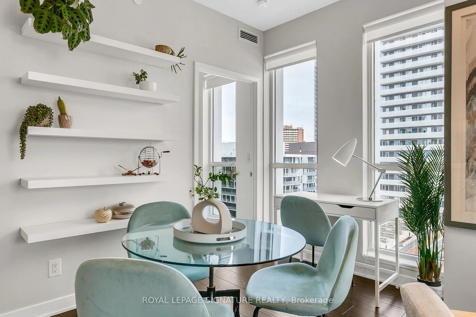 Photo 13 of Unit 1302, 170 Sumach Street, Toronto, Regent Park — HOMEH
