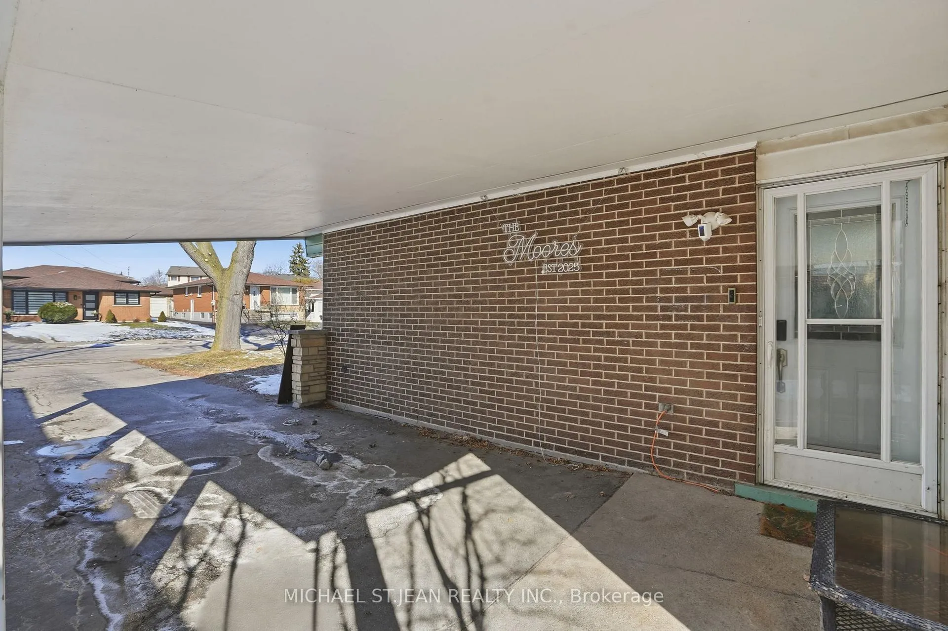 Photo 4 of 7 Rapallo Drive, Hamilton, Lisgar — HOMEH