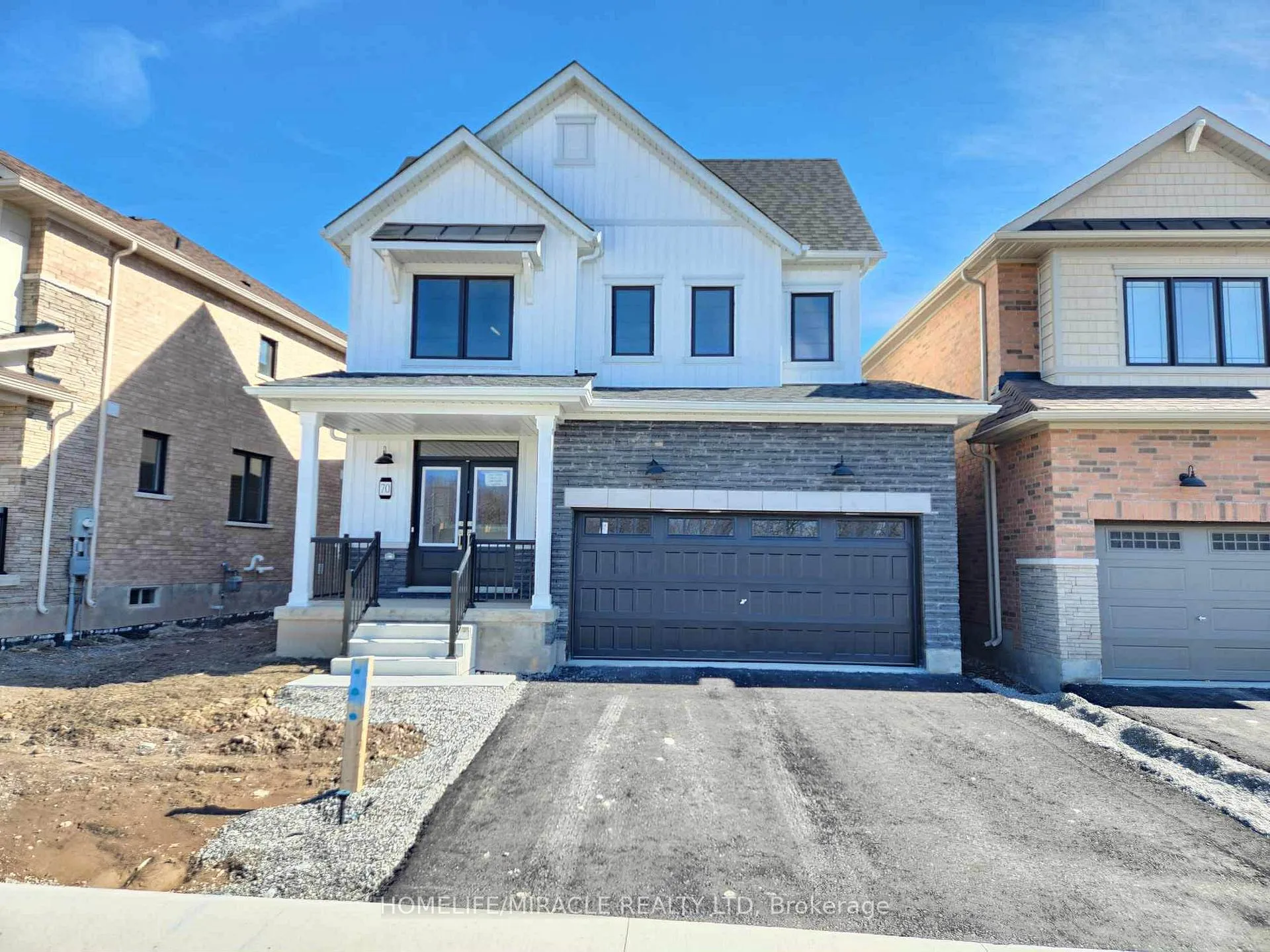 Photo 1 of 70 Eastbridge Avenue, Welland, Dain City — HOMEH