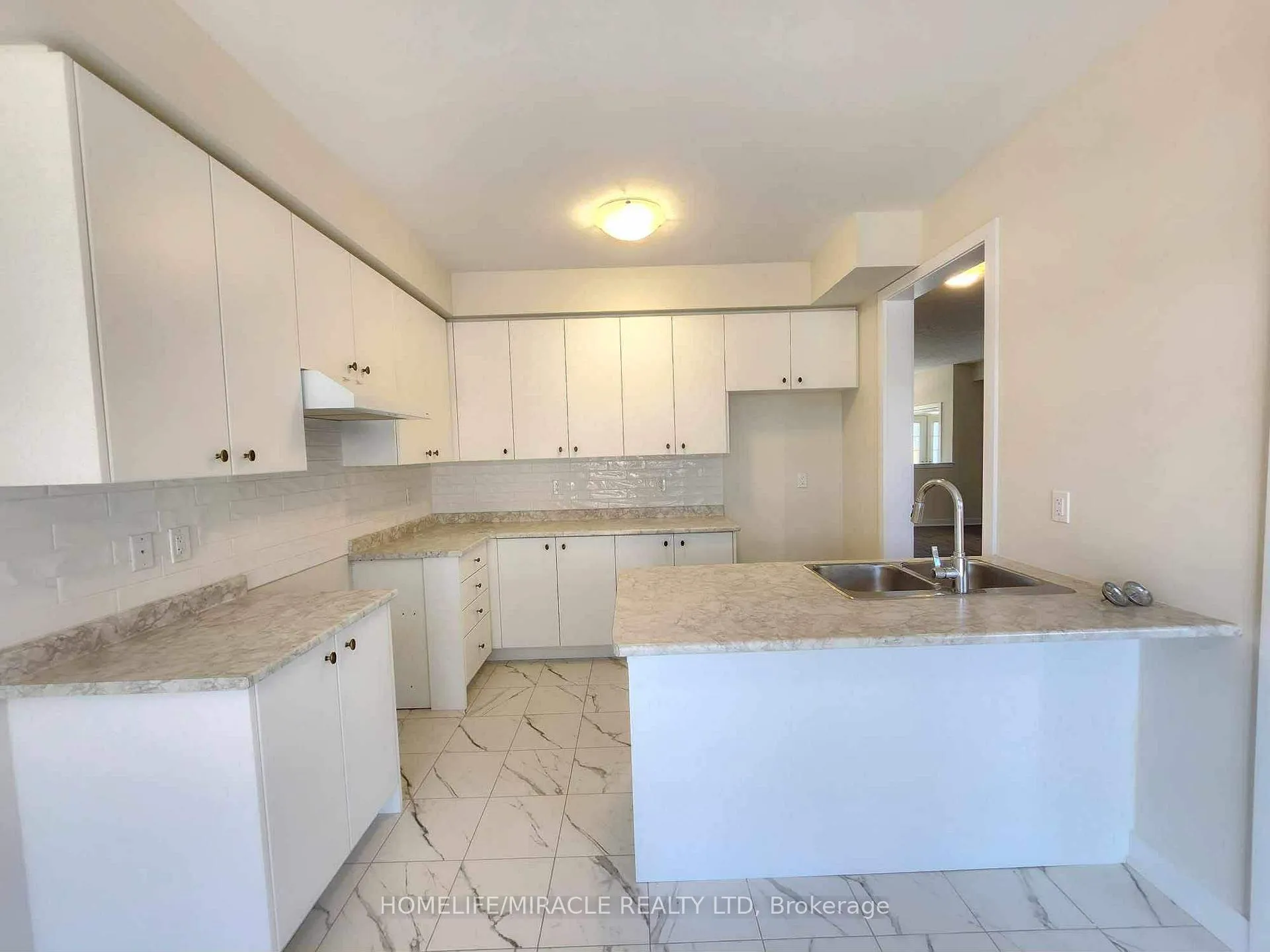 Photo 14 of 70 Eastbridge Avenue, Welland, Dain City — HOMEH
