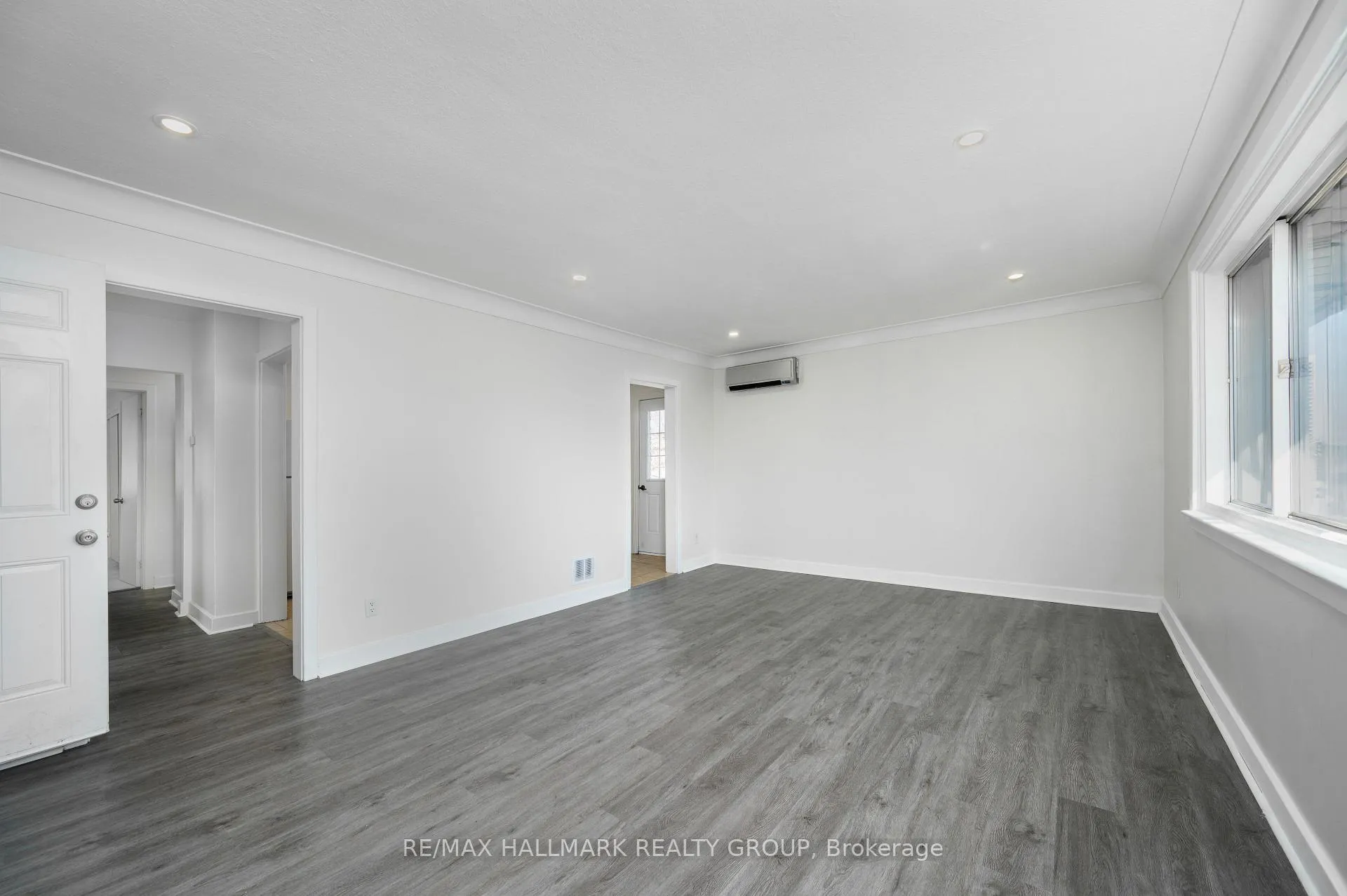 Photo 3 of Unit 3, 181 Switzer Avenue W, Ottawa, Westboro/Hampton Park — HOMEH