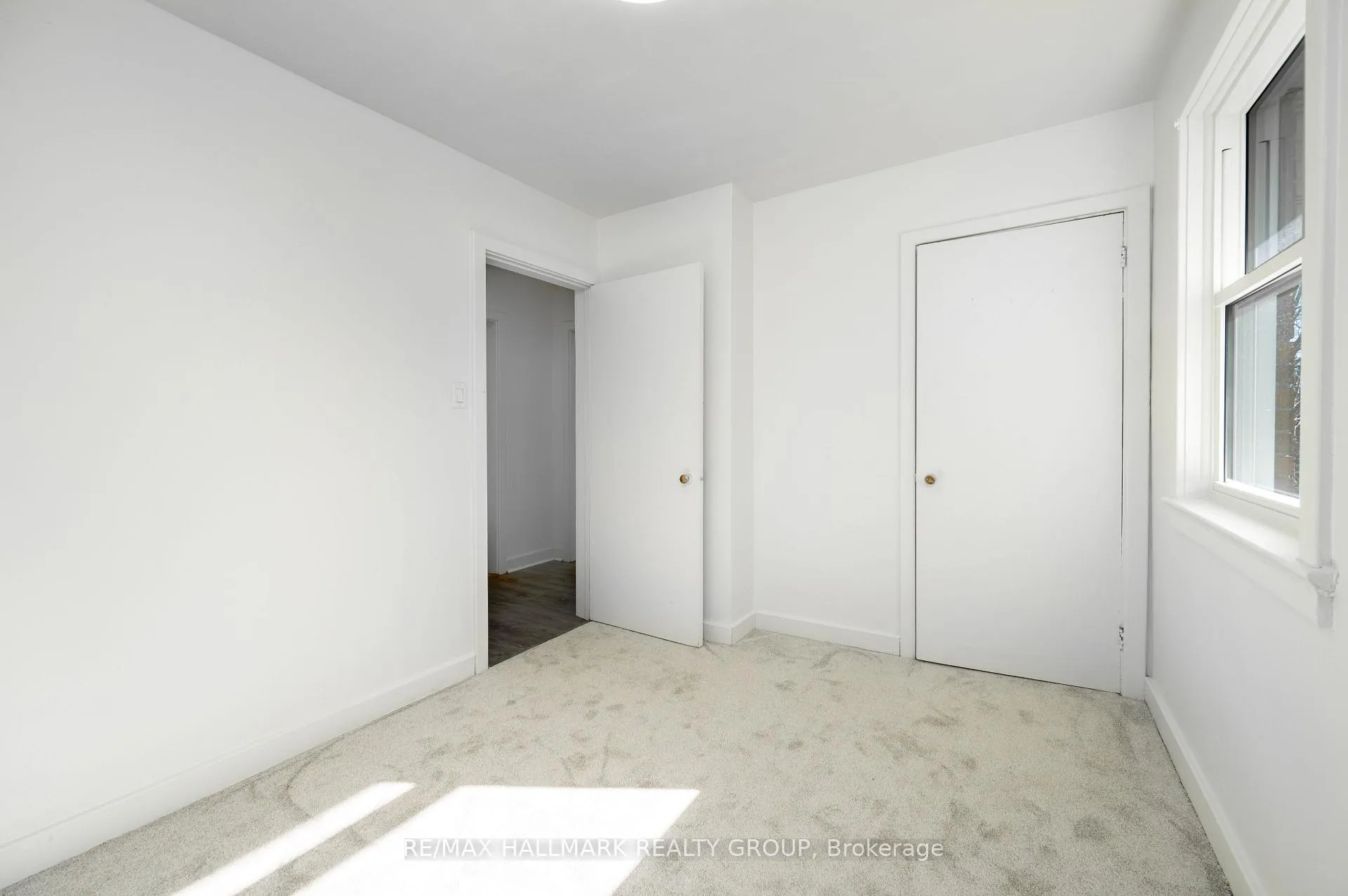 Photo 14 of Unit 3, 181 Switzer Avenue W, Ottawa, Westboro/Hampton Park — HOMEH