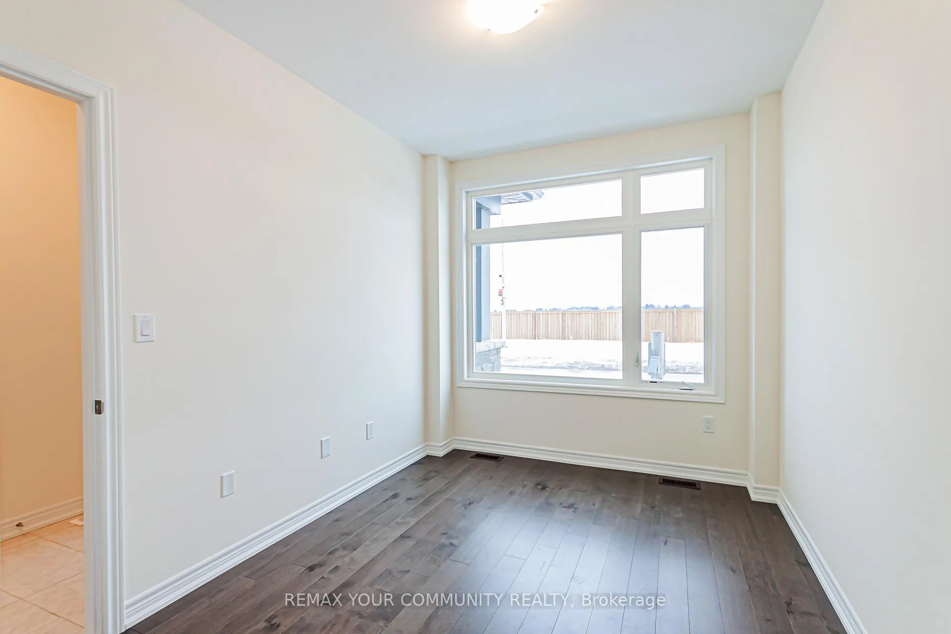 Photo 6 of 149 Berczy Green Drive, Markham, Rural Markham — HOMEH