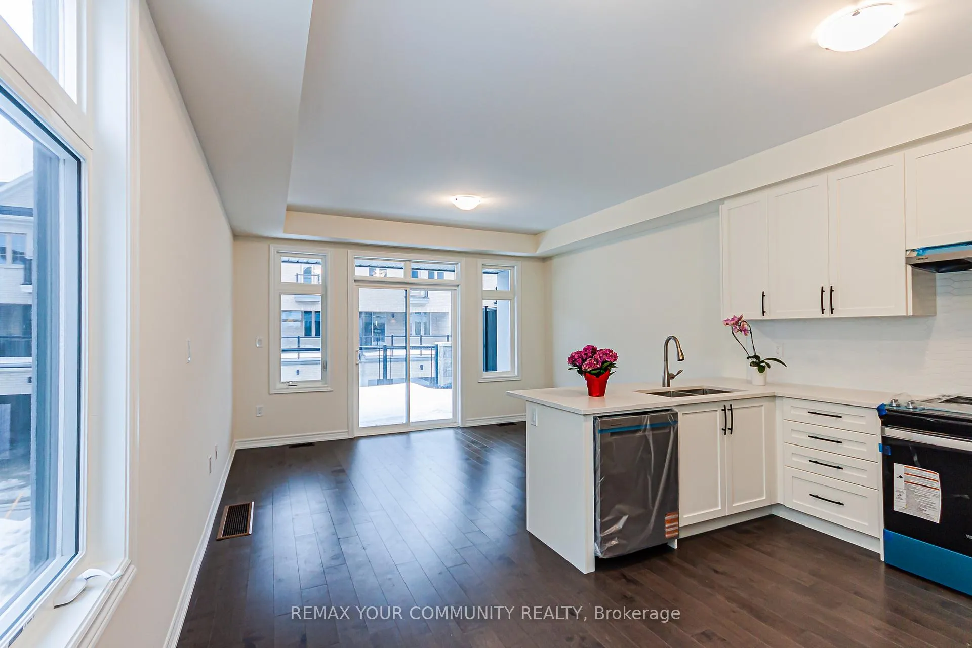 Photo 19 of 149 Berczy Green Drive, Markham, Rural Markham — HOMEH