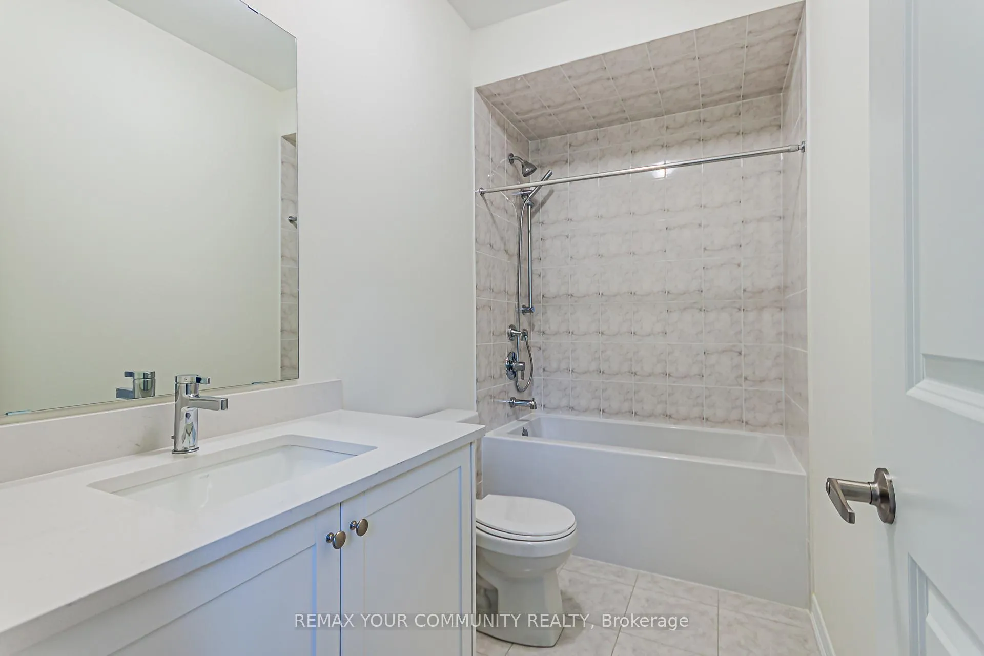 Photo 35 of 149 Berczy Green Drive, Markham, Rural Markham — HOMEH