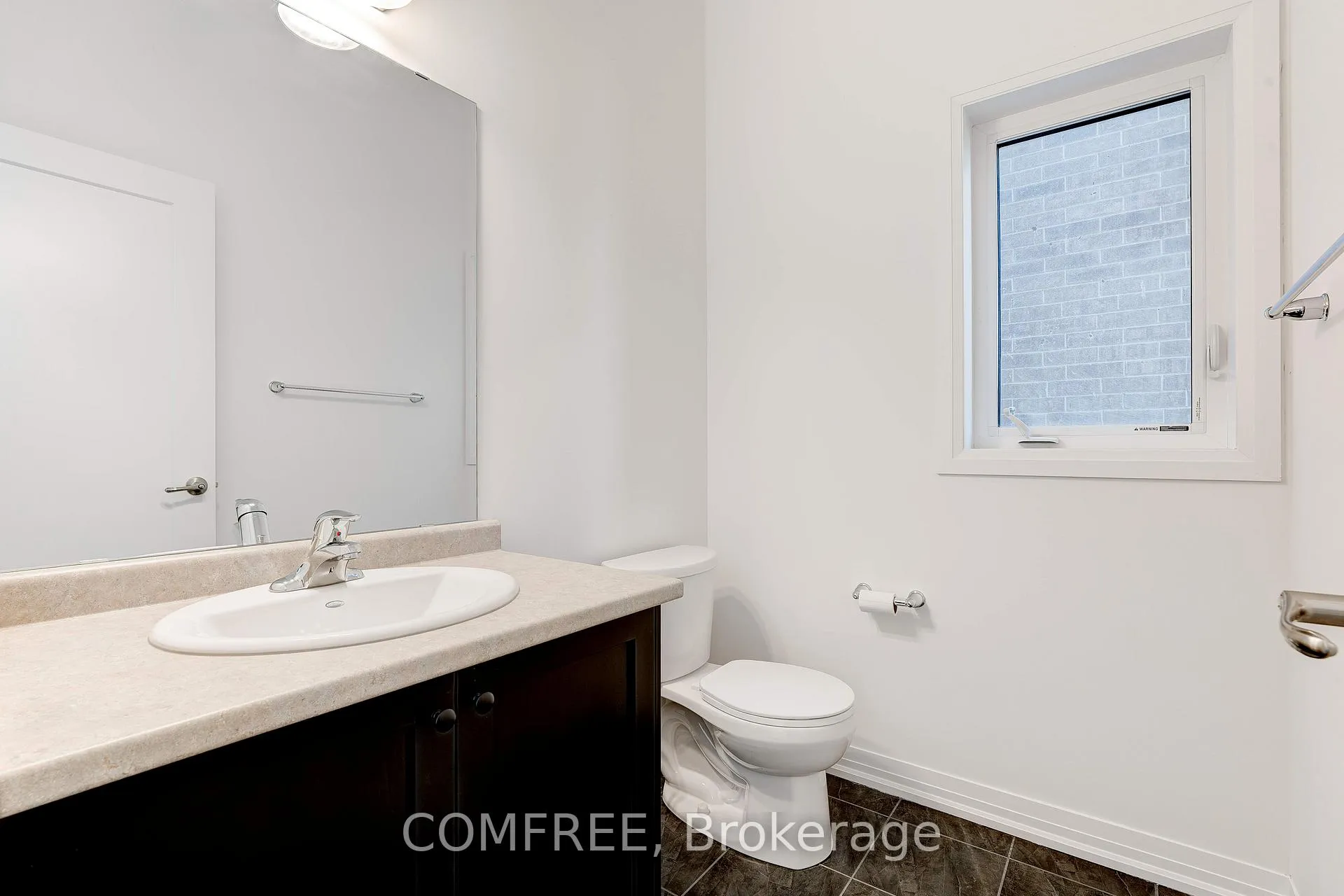 Photo 4 of 33 Hitchman Street, Brant, Paris — HOMEH