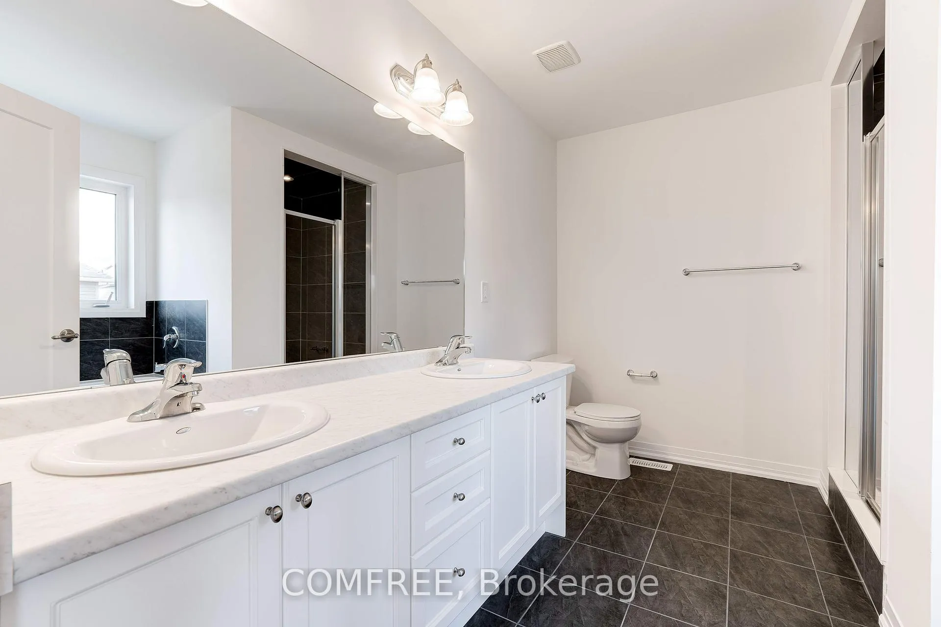 Photo 17 of 33 Hitchman Street, Brant, Paris — HOMEH