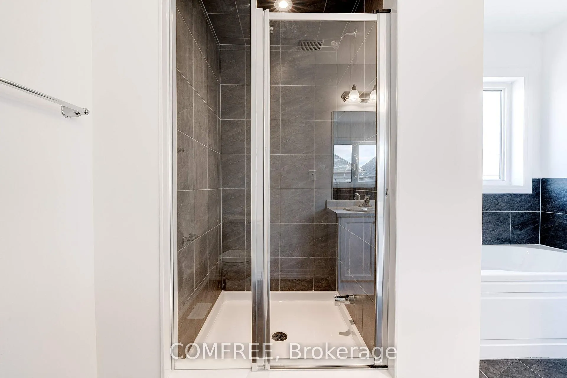 Photo 19 of 33 Hitchman Street, Brant, Paris — HOMEH