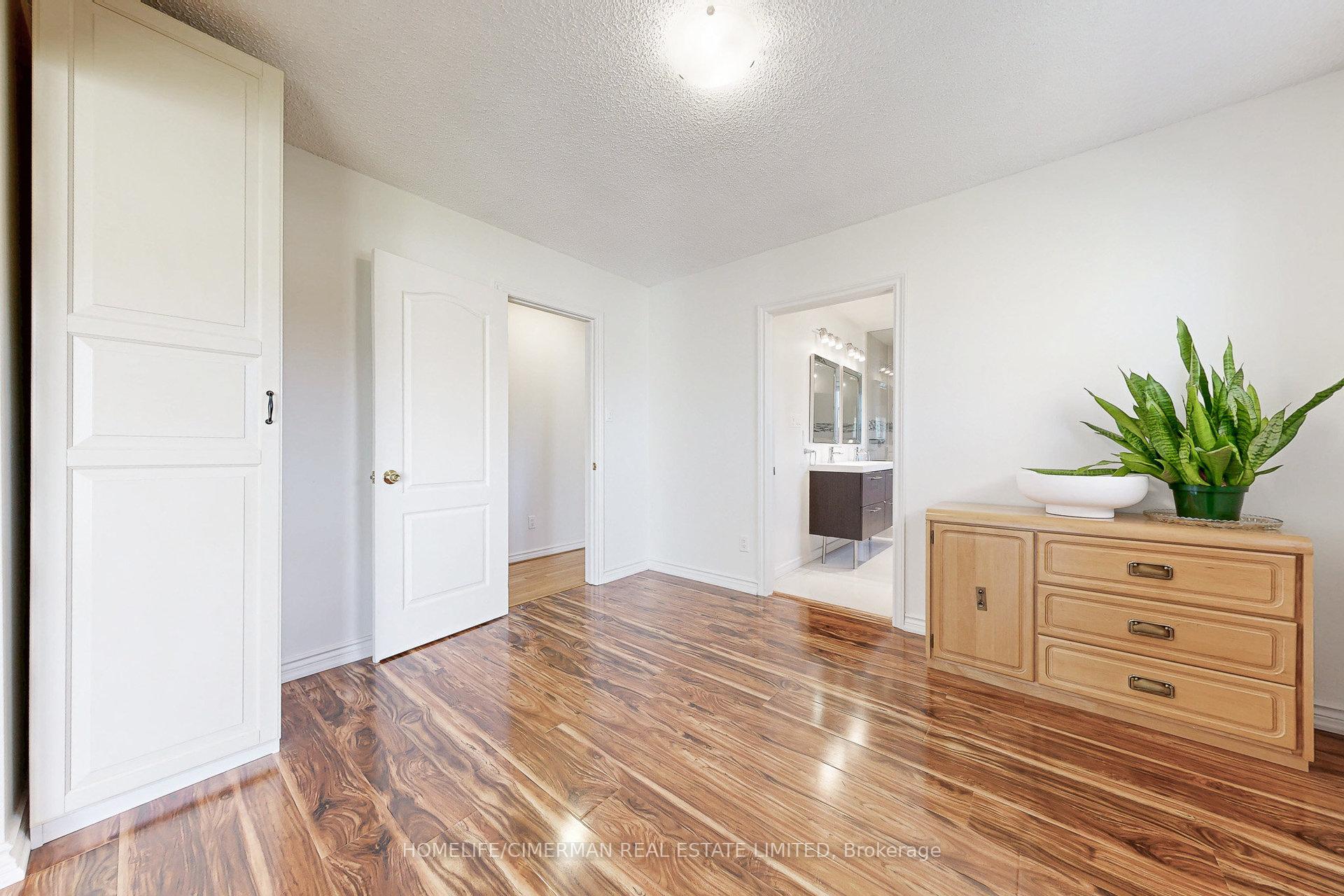 Photo 14 of 165 James Street, King, King City — HOMEH