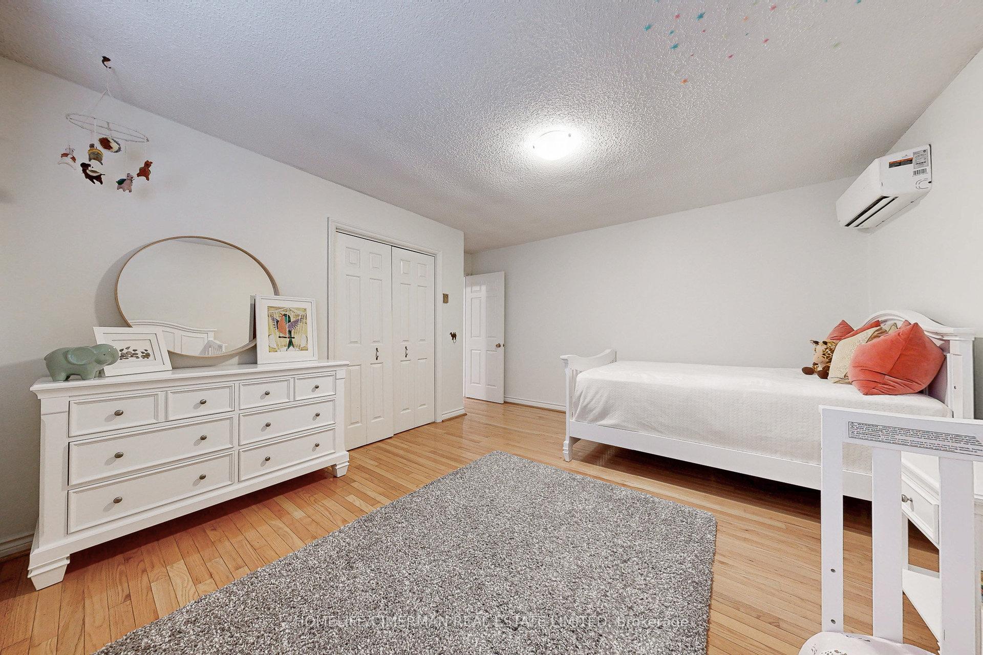 Photo 21 of 165 James Street, King, King City — HOMEH