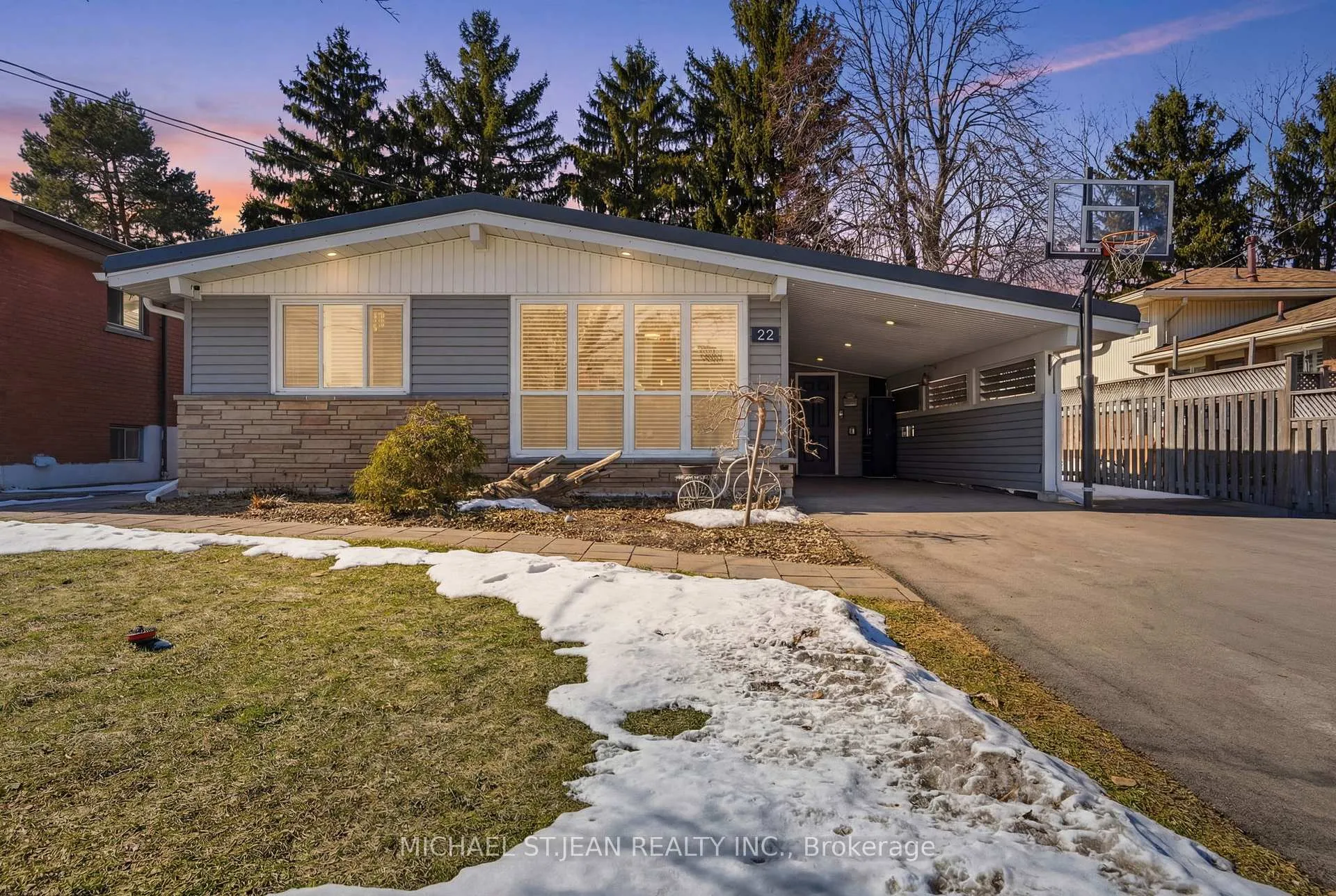 Photo 1 of 22 Southlea Drive, Hamilton, Rolston — HOMEH