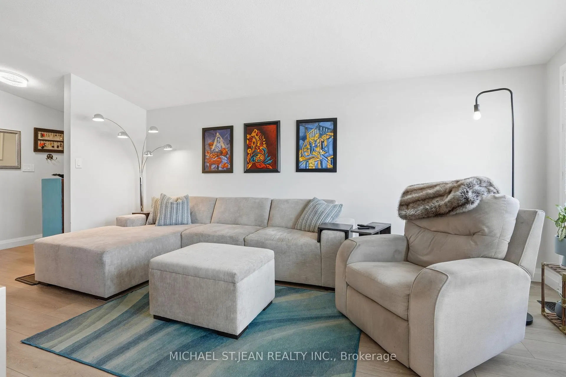 Photo 8 of 22 Southlea Drive, Hamilton, Rolston — HOMEH