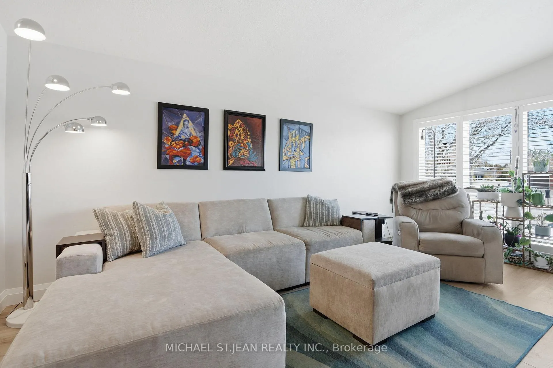 Photo 9 of 22 Southlea Drive, Hamilton, Rolston — HOMEH