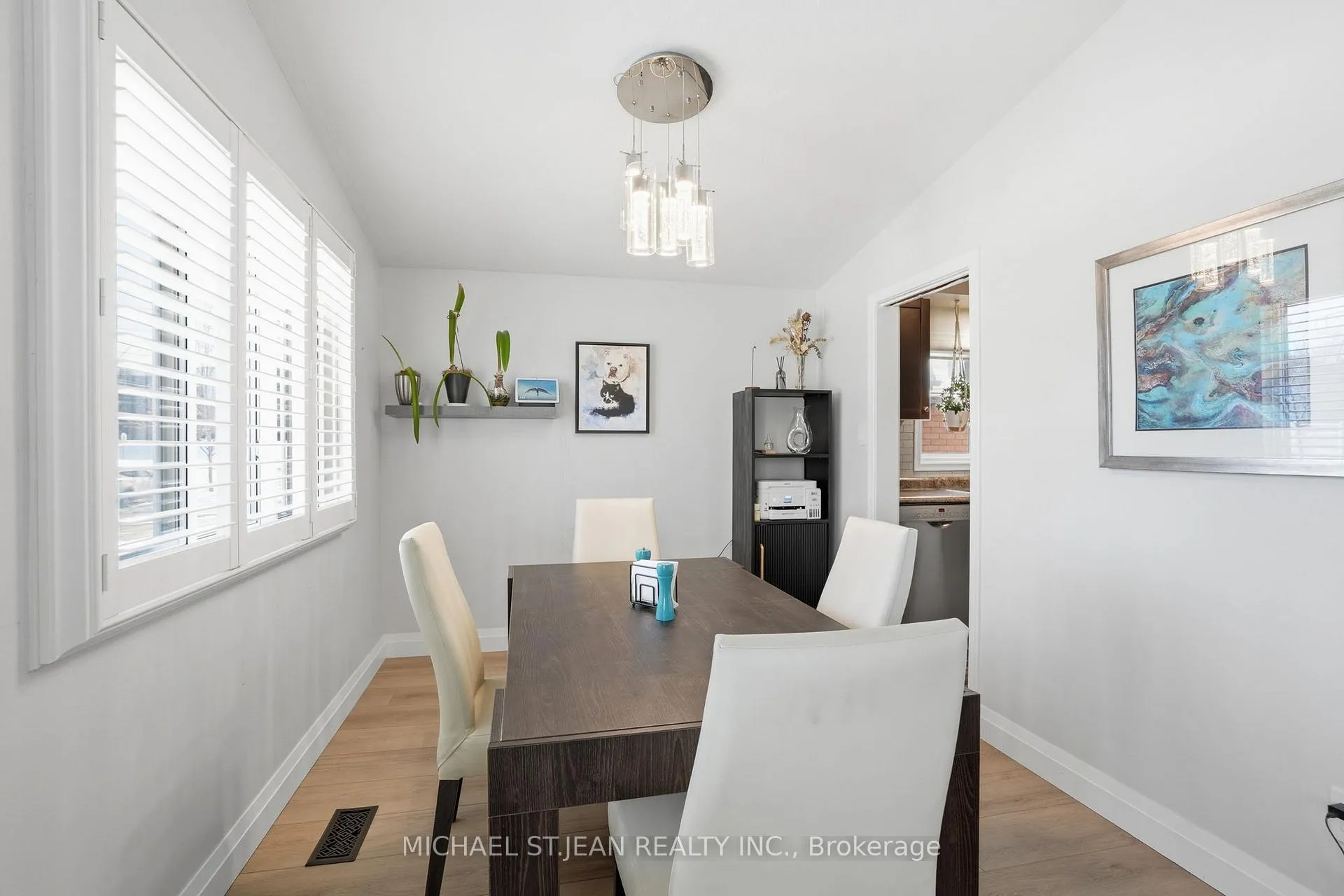Photo 14 of 22 Southlea Drive, Hamilton, Rolston — HOMEH
