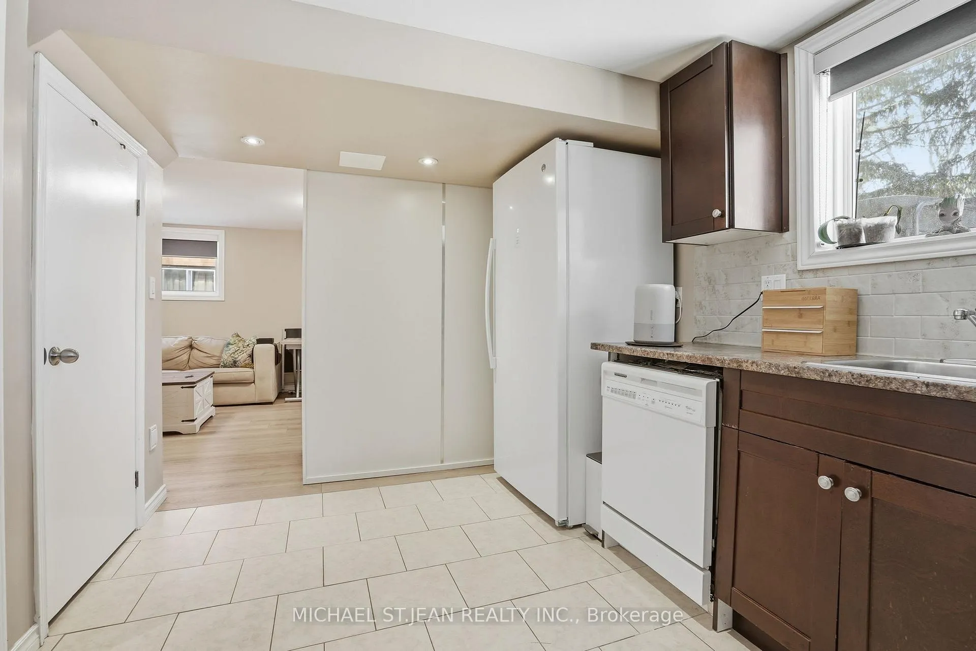 Photo 26 of 22 Southlea Drive, Hamilton, Rolston — HOMEH