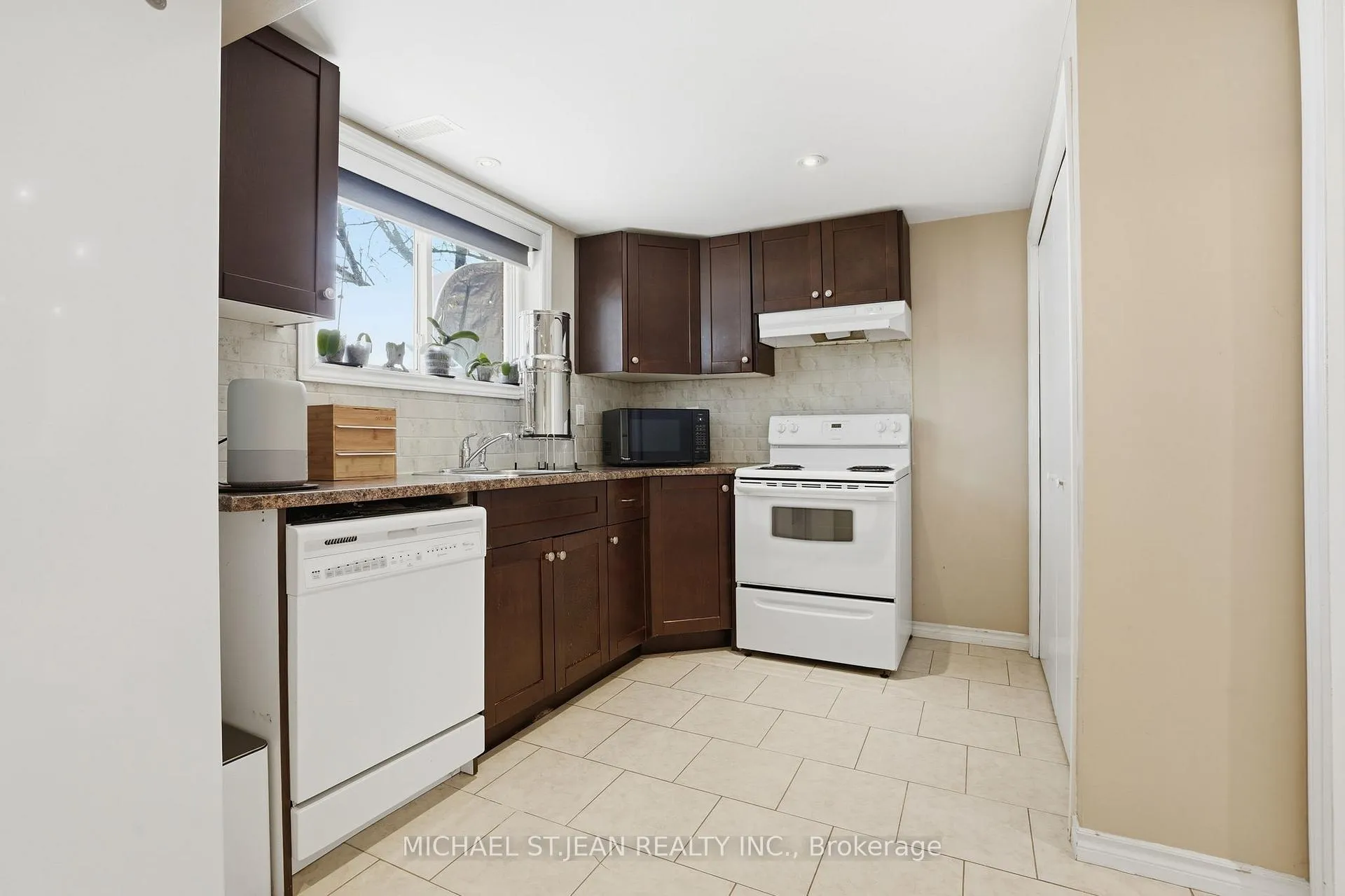 Photo 27 of 22 Southlea Drive, Hamilton, Rolston — HOMEH