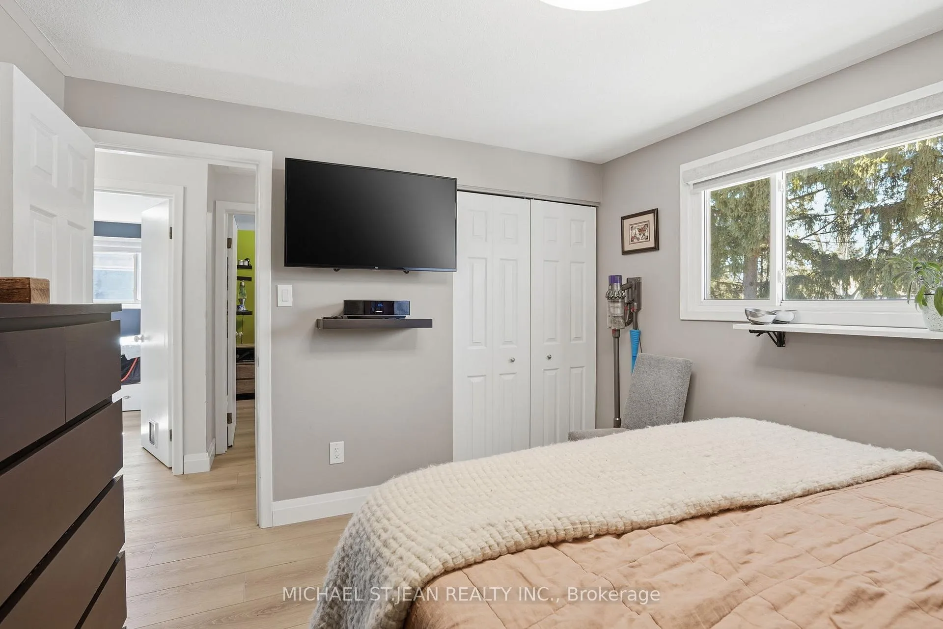 Photo 33 of 22 Southlea Drive, Hamilton, Rolston — HOMEH