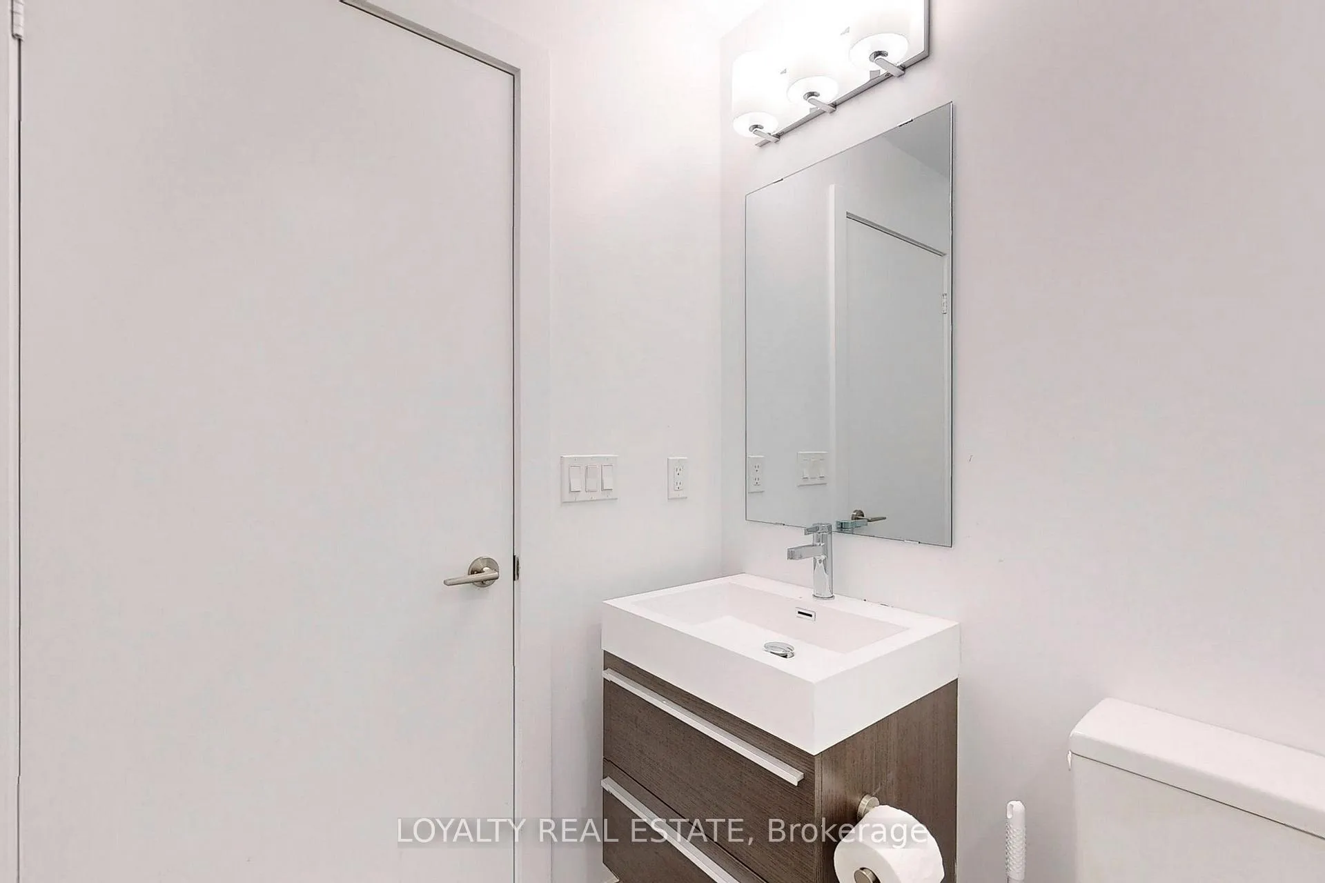 Photo 24 of Unit 1202, 181 Bedford Road, Toronto, The Annex — HOMEH