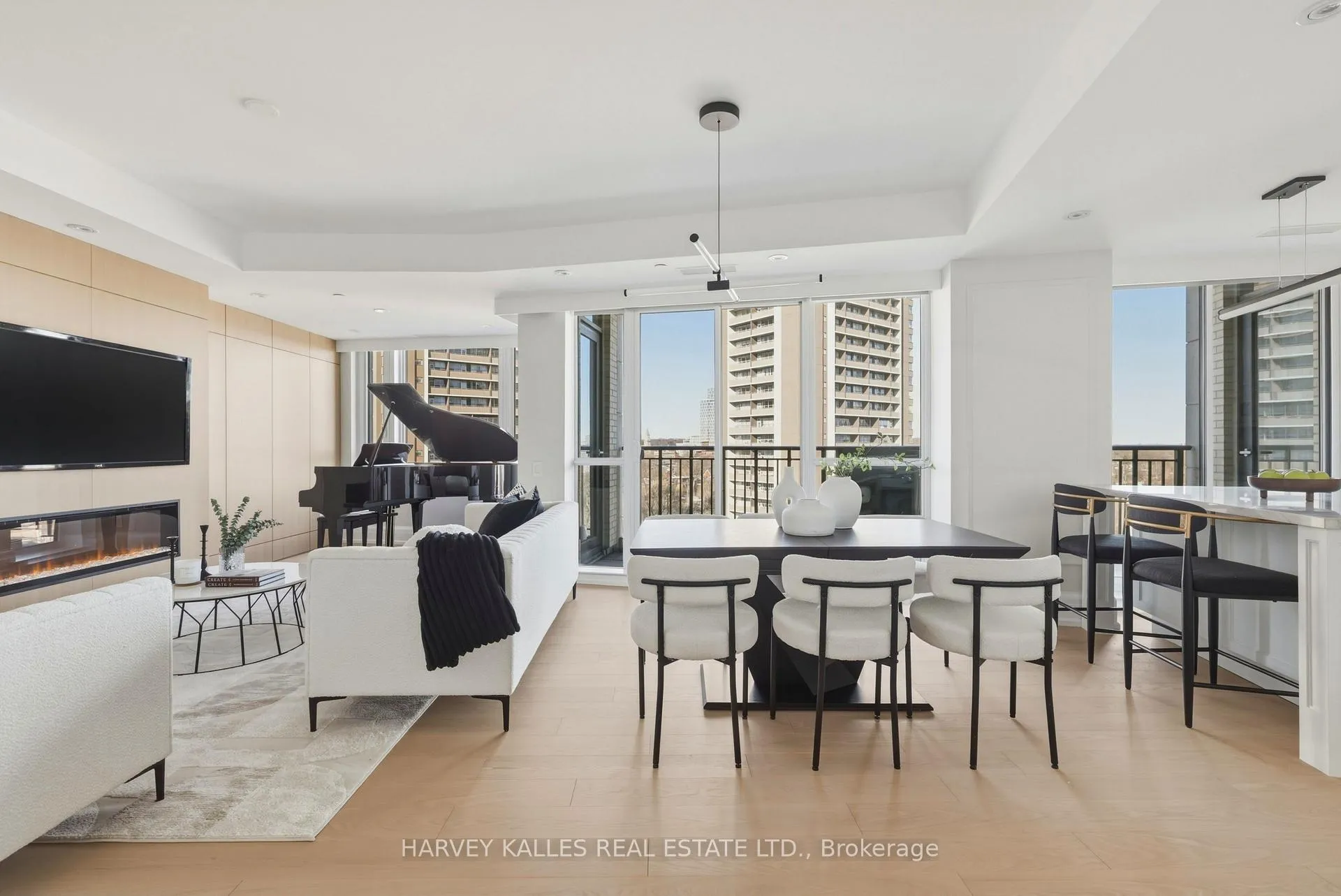 Photo 1 of Unit 808, 181 Davenport Road, Toronto, The Annex — HOMEH