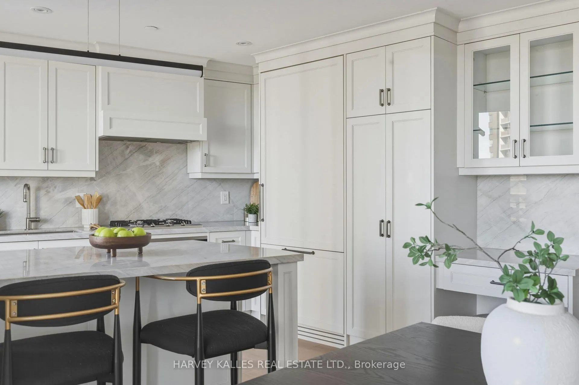 Photo 19 of Unit 808, 181 Davenport Road, Toronto, The Annex — HOMEH