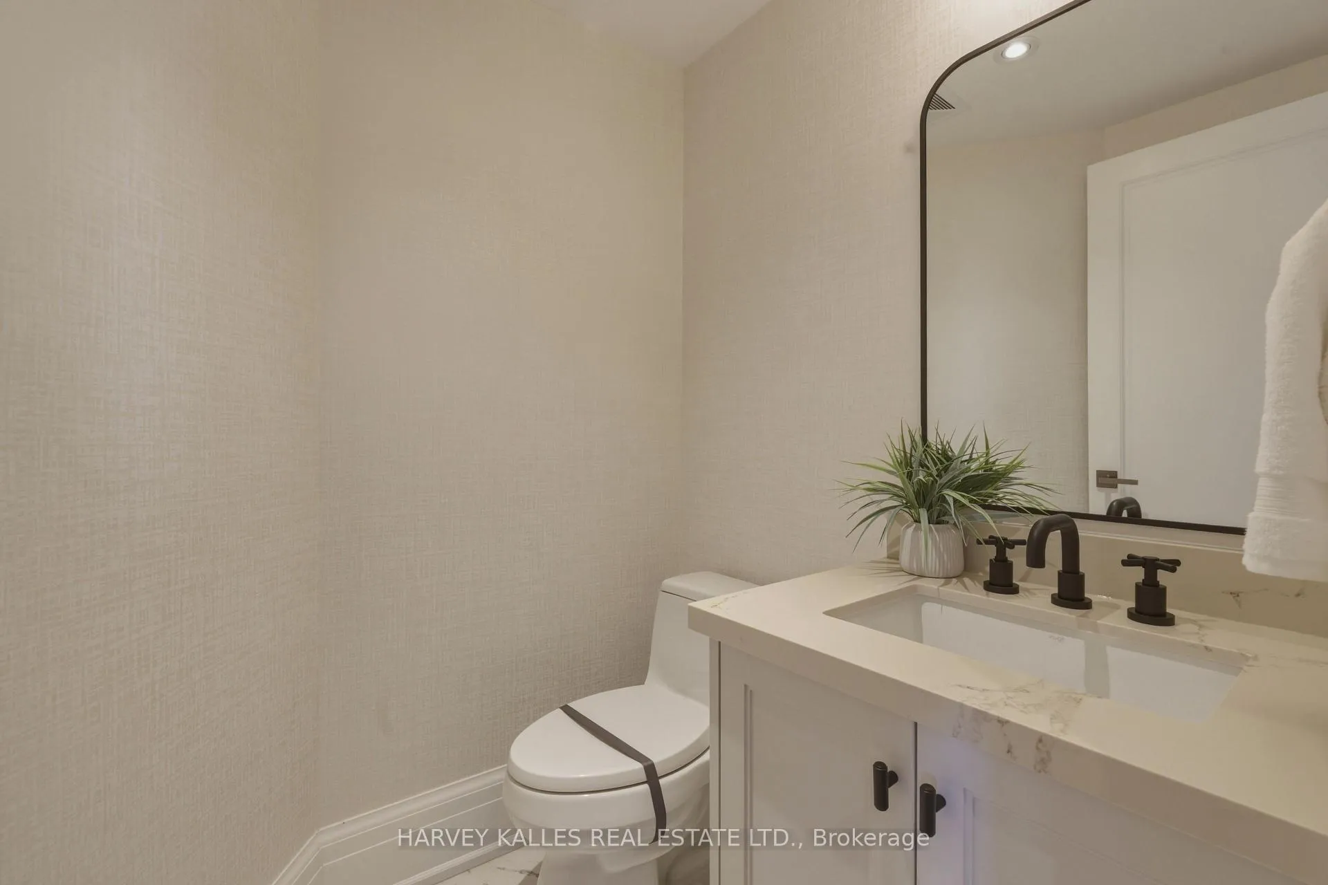 Photo 28 of Unit 808, 181 Davenport Road, Toronto, The Annex — HOMEH