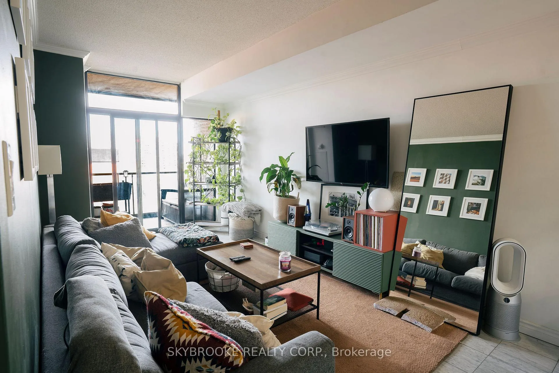 Photo 6 of Unit 907, 39 Parliament Street, Toronto, Waterfront Communities — HOMEH