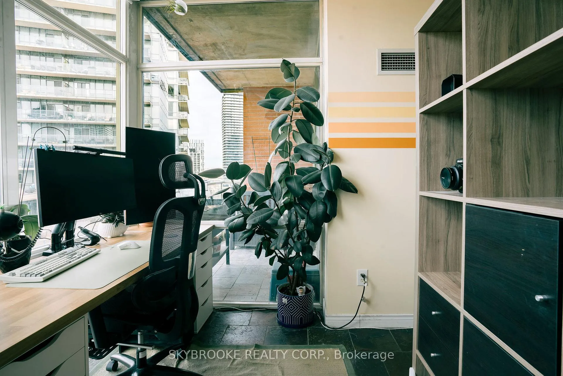 Photo 13 of Unit 907, 39 Parliament Street, Toronto, Waterfront Communities — HOMEH