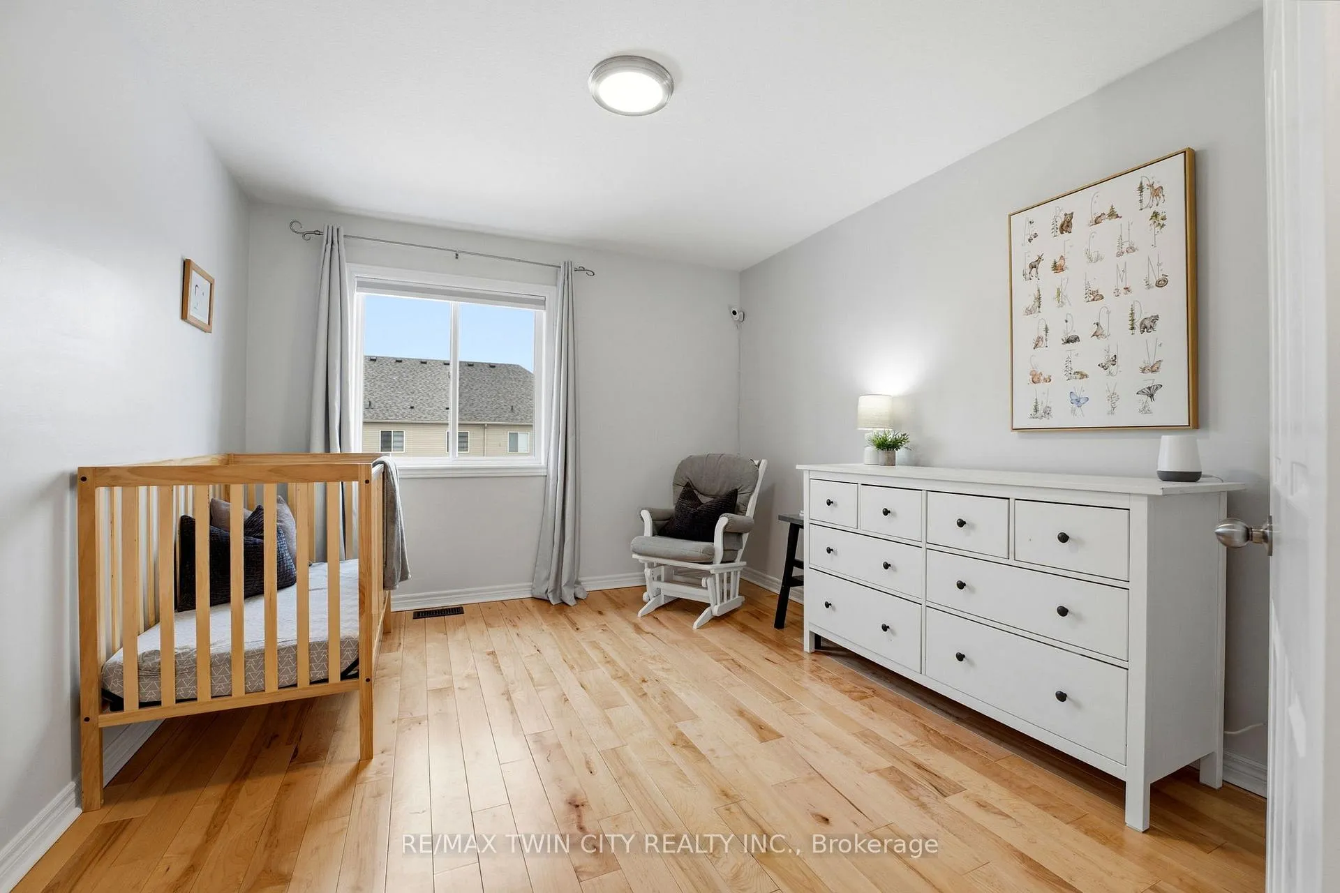 Photo 14 of 9 Patterson Drive, North Dumfries — HOMEH
