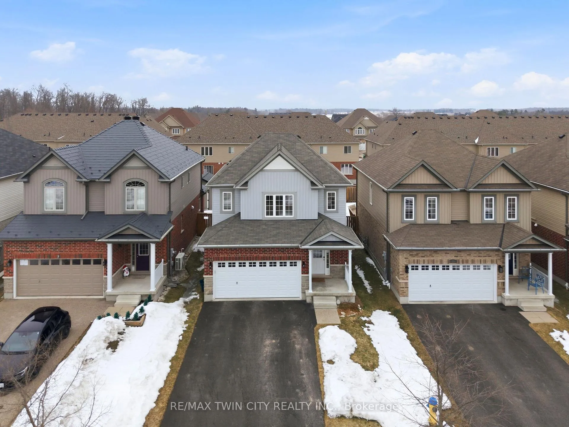 Photo 21 of 9 Patterson Drive, North Dumfries — HOMEH