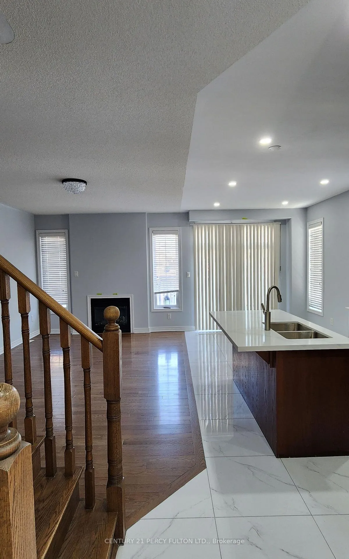 Photo 6 of 106 Henry Bauer Avenue, Markham, Berczy — HOMEH