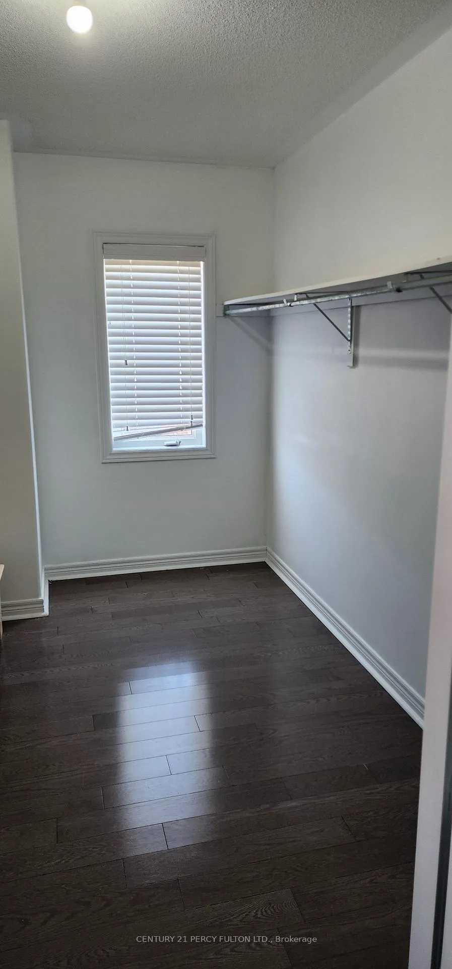 Photo 11 of 106 Henry Bauer Avenue, Markham, Berczy — HOMEH