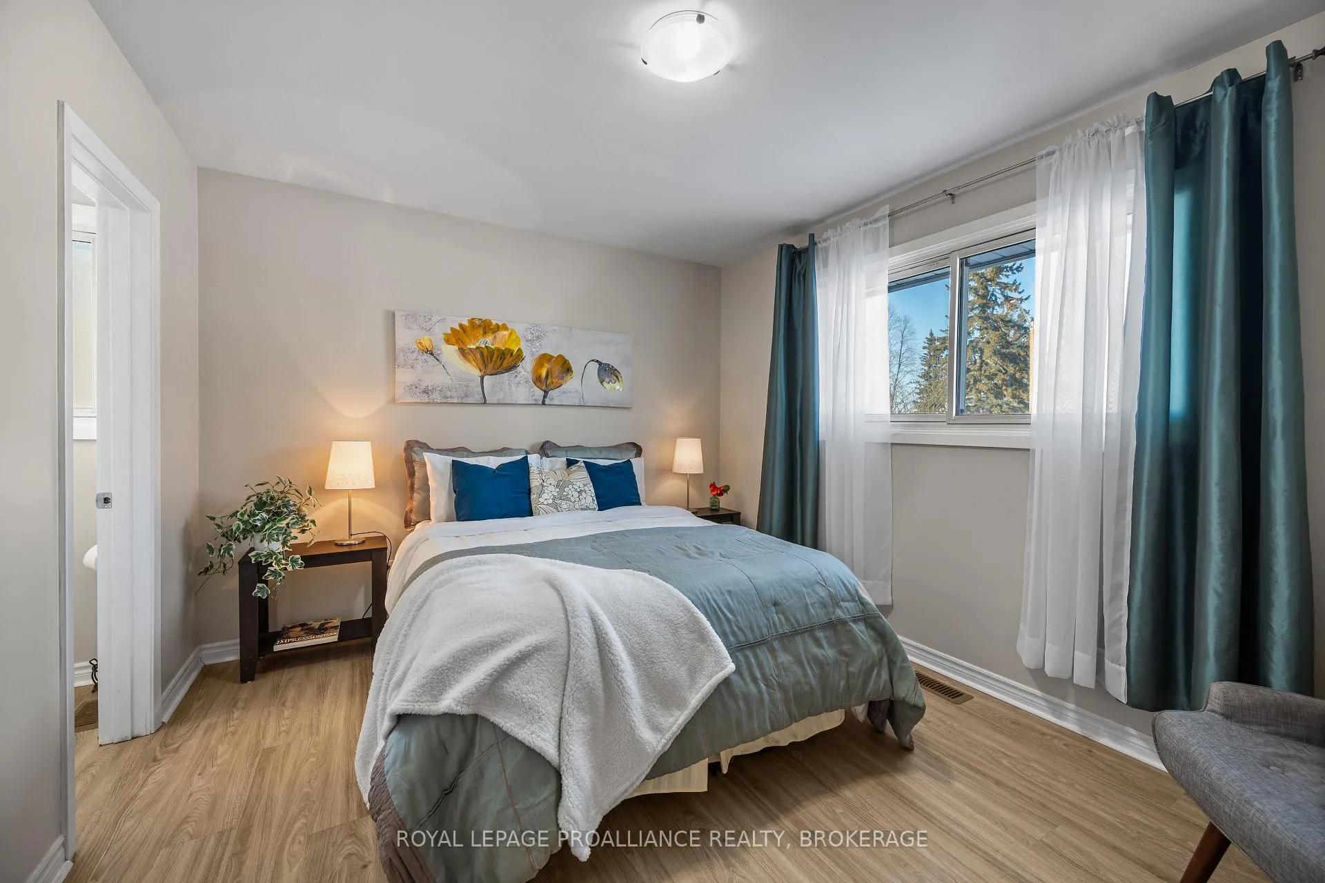 Photo 21 of 68 Mackenzie Crescent, Kingston, Central City West — HOMEH